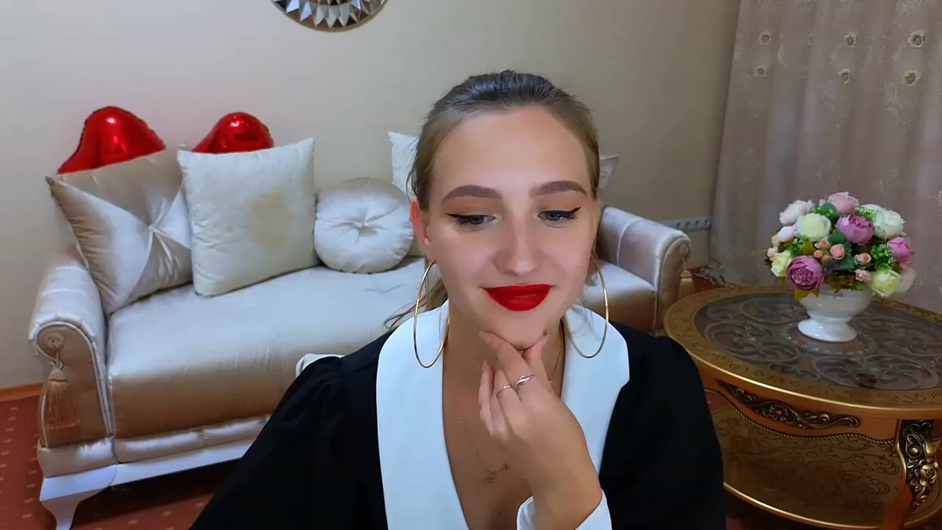 Gallery image thumbnail from WittyBunnyy's myfreecams stream on, 09/29/2023, 14:30 image 18 of 20