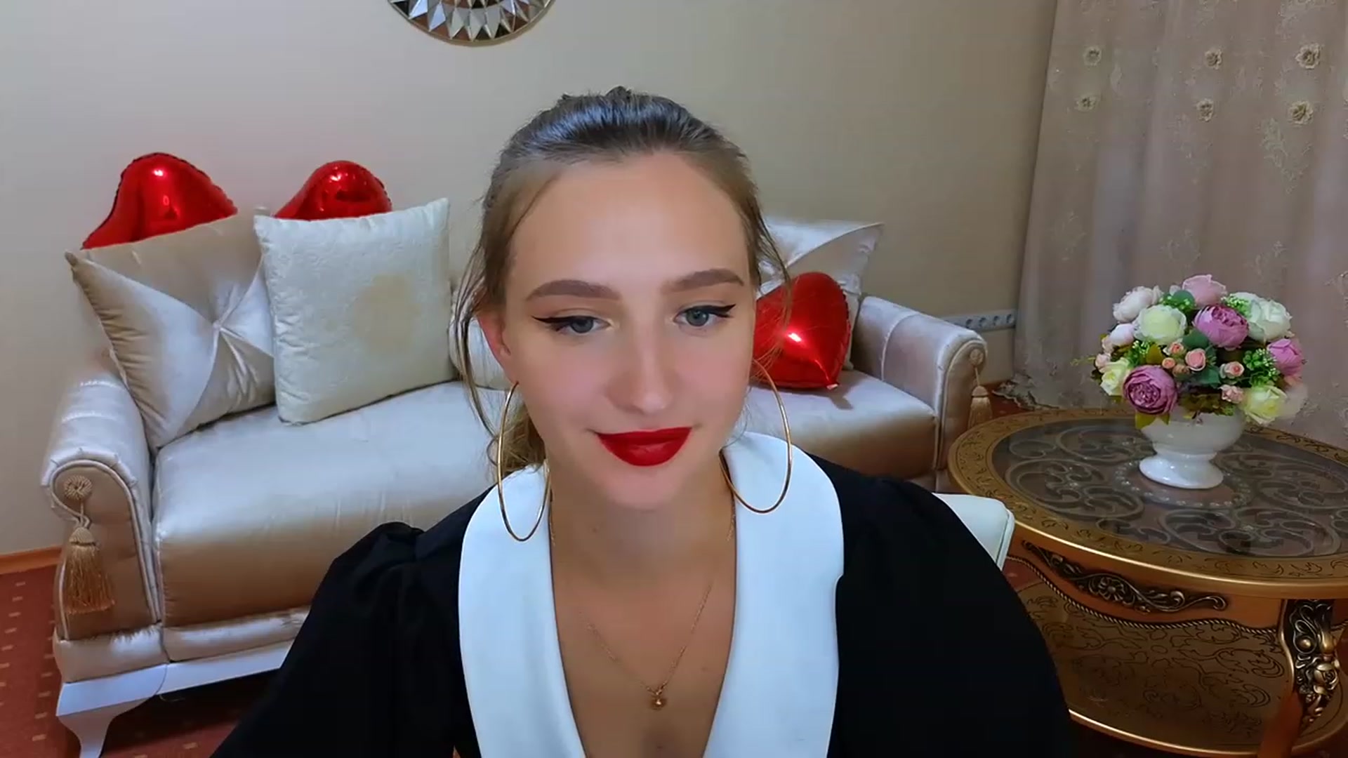 Gallery image thumbnail from WittyBunnyy's myfreecams stream on, 09/29/2023, 15:06 image 10 of 20