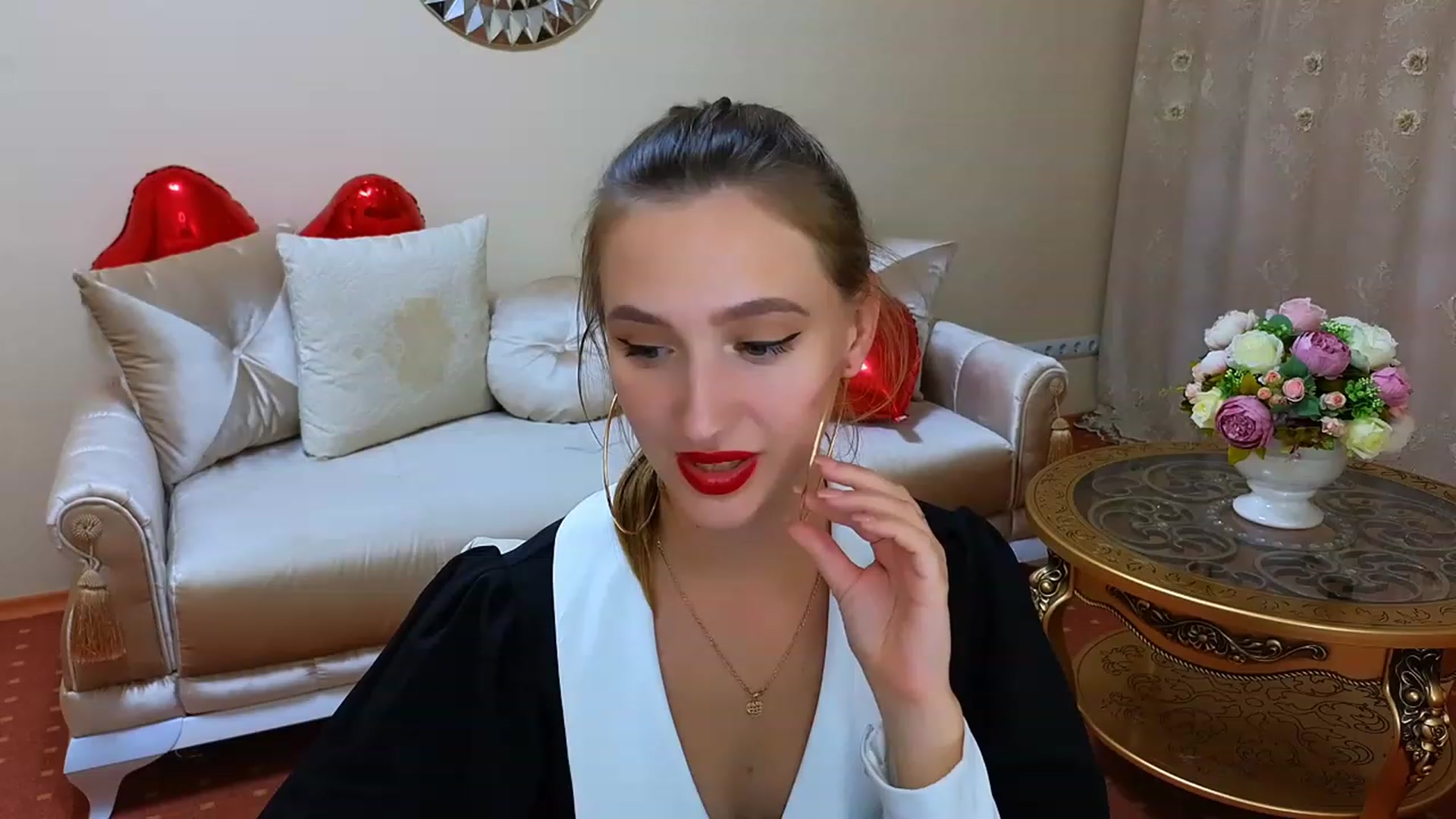 Gallery image thumbnail from WittyBunnyy's myfreecams stream on, 09/29/2023, 15:06 image 2 of 20