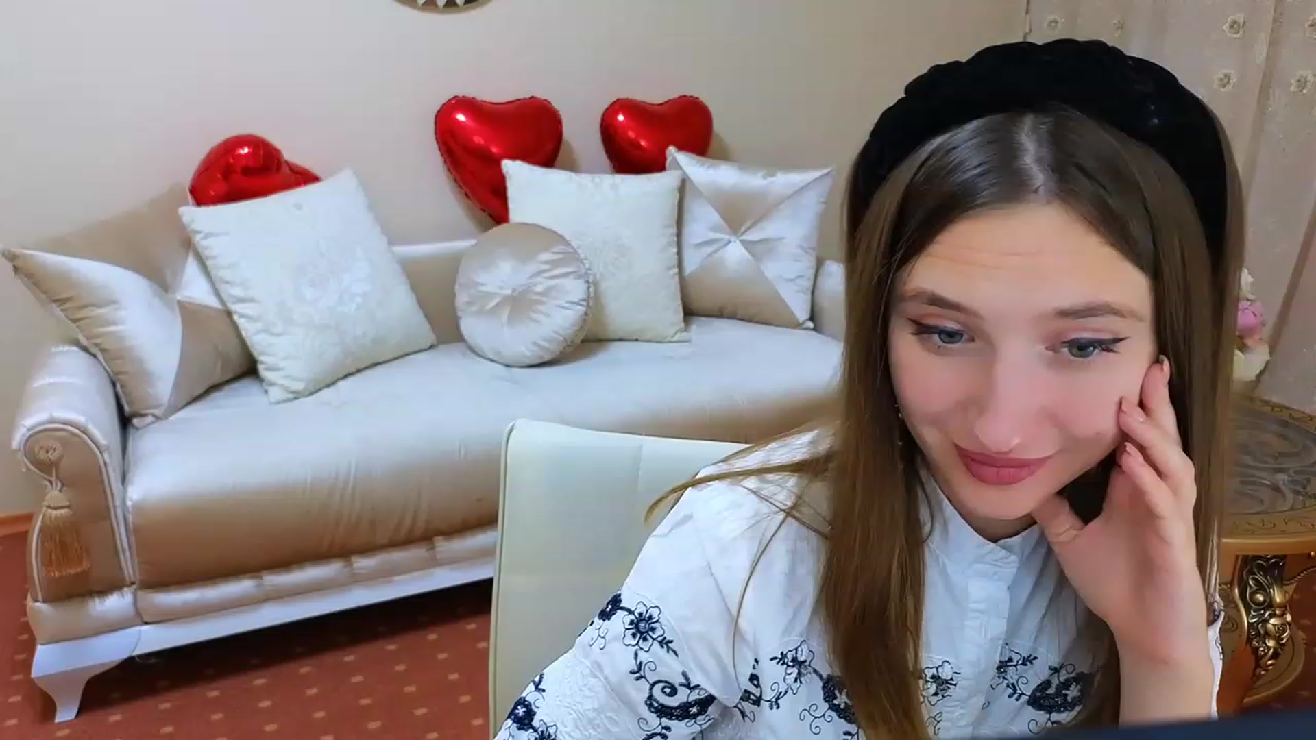 Gallery image thumbnail from WittyBunnyy's myfreecams stream on, 10/02/2023, 15:44 image 12 of 20