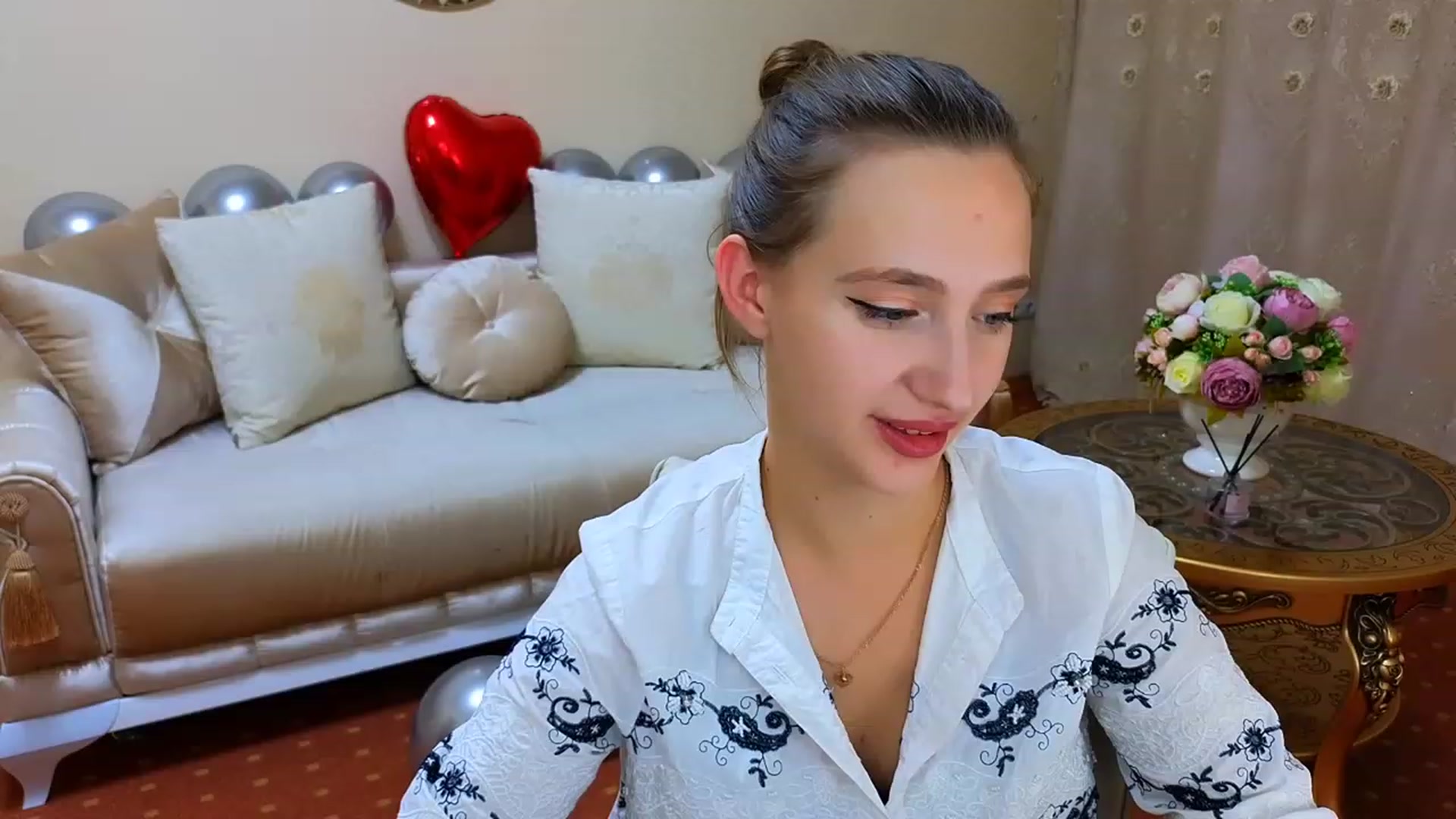 Gallery image thumbnail from WittyBunnyy's myfreecams stream on, 10/10/2023, 15:16 image 15 of 20
