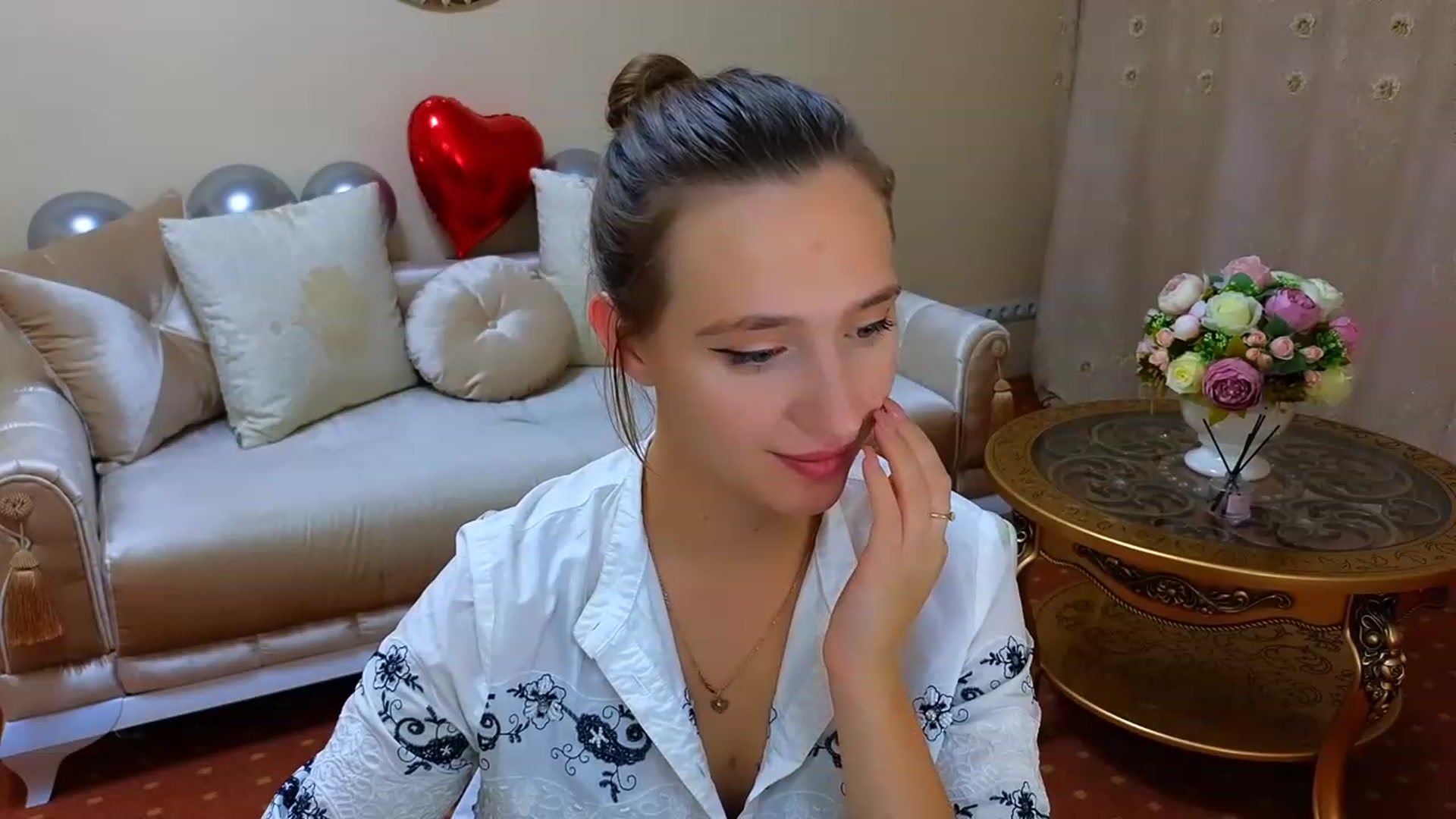Gallery image thumbnail from WittyBunnyy's myfreecams stream on, 10/10/2023, 16:31 image 20 of 20