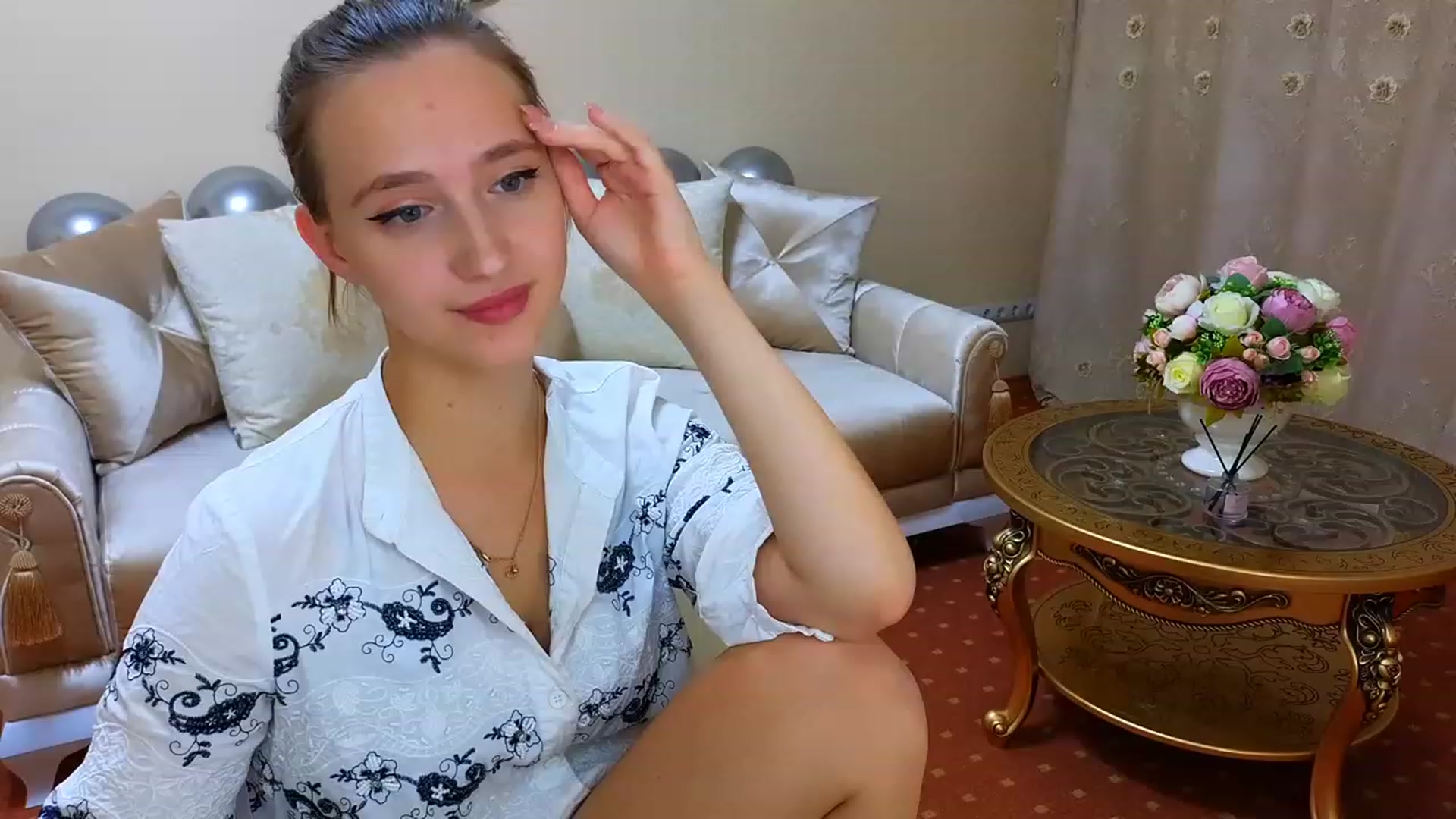 Gallery image thumbnail from WittyBunnyy's myfreecams stream on, 10/10/2023, 16:31 image 9 of 20