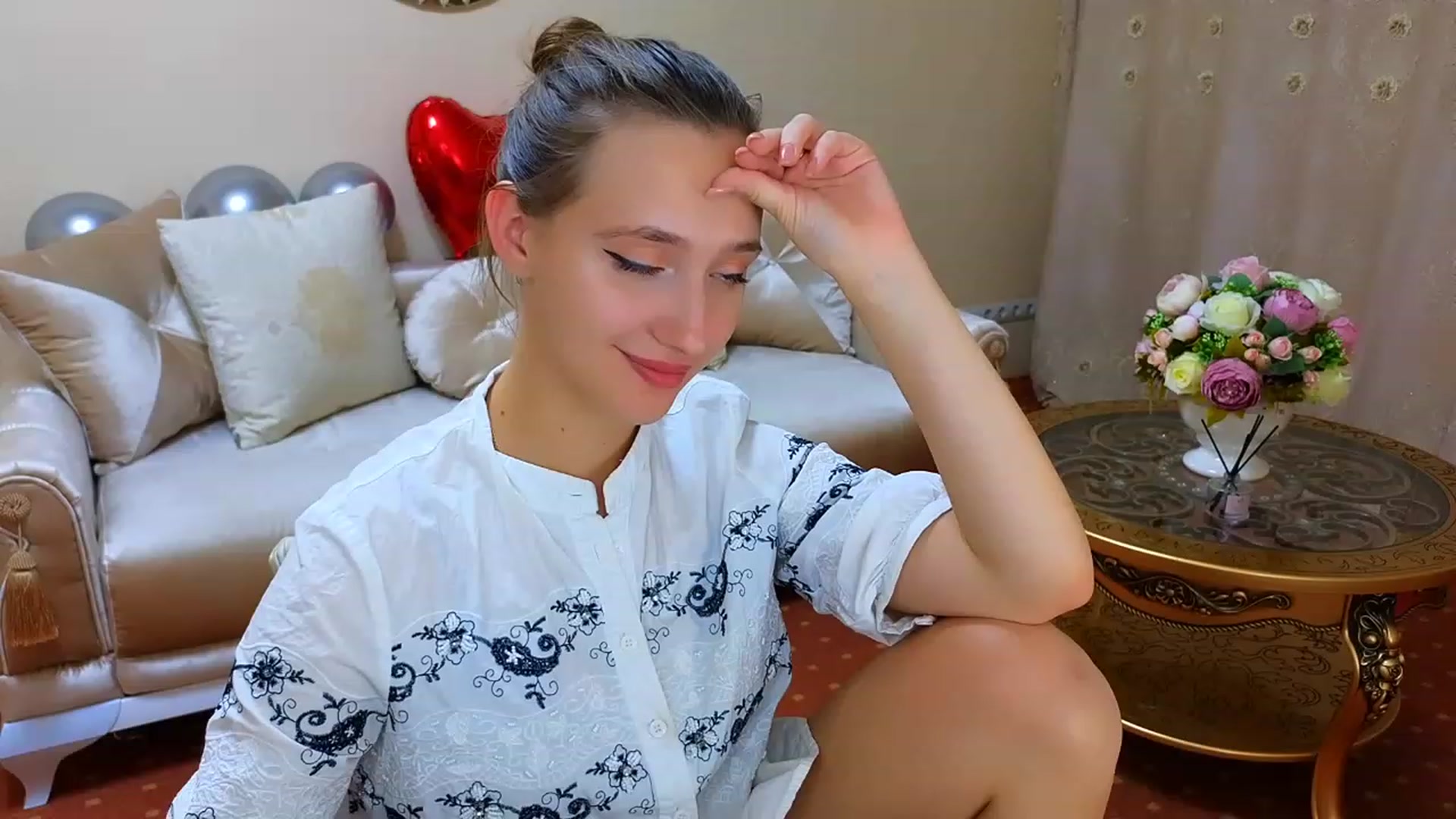 Gallery image thumbnail from WittyBunnyy's myfreecams stream on, 10/10/2023, 17:21 image 12 of 20