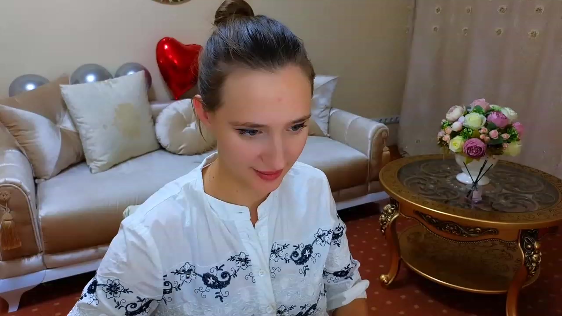 Gallery image thumbnail from WittyBunnyy's myfreecams stream on, 10/10/2023, 17:21 image 15 of 20