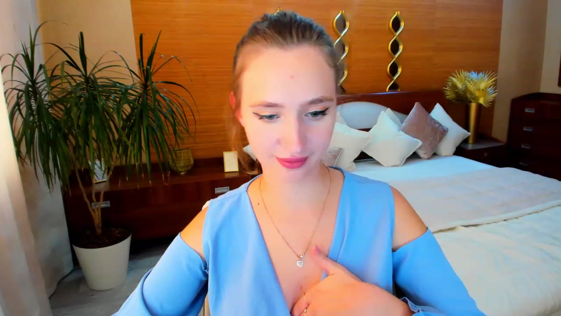 Gallery image thumbnail from WittyBunnyy's myfreecams stream on, 10/11/2023, 11:10 image 7 of 20