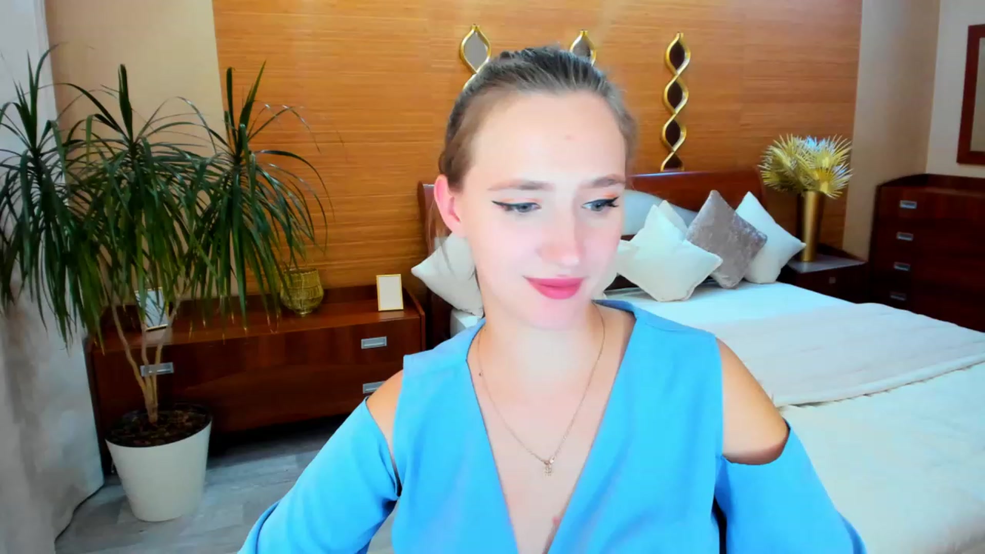 Gallery image thumbnail from WittyBunnyy's myfreecams stream on, 10/11/2023, 11:10 image 18 of 20