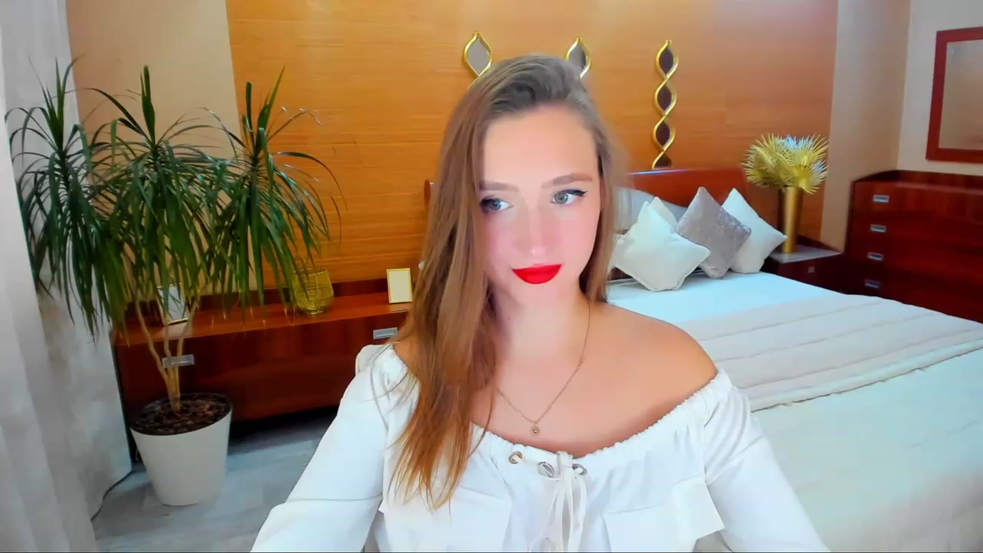 Gallery image thumbnail from WittyBunnyy's myfreecams stream on, 10/12/2023, 09:45 image 13 of 20