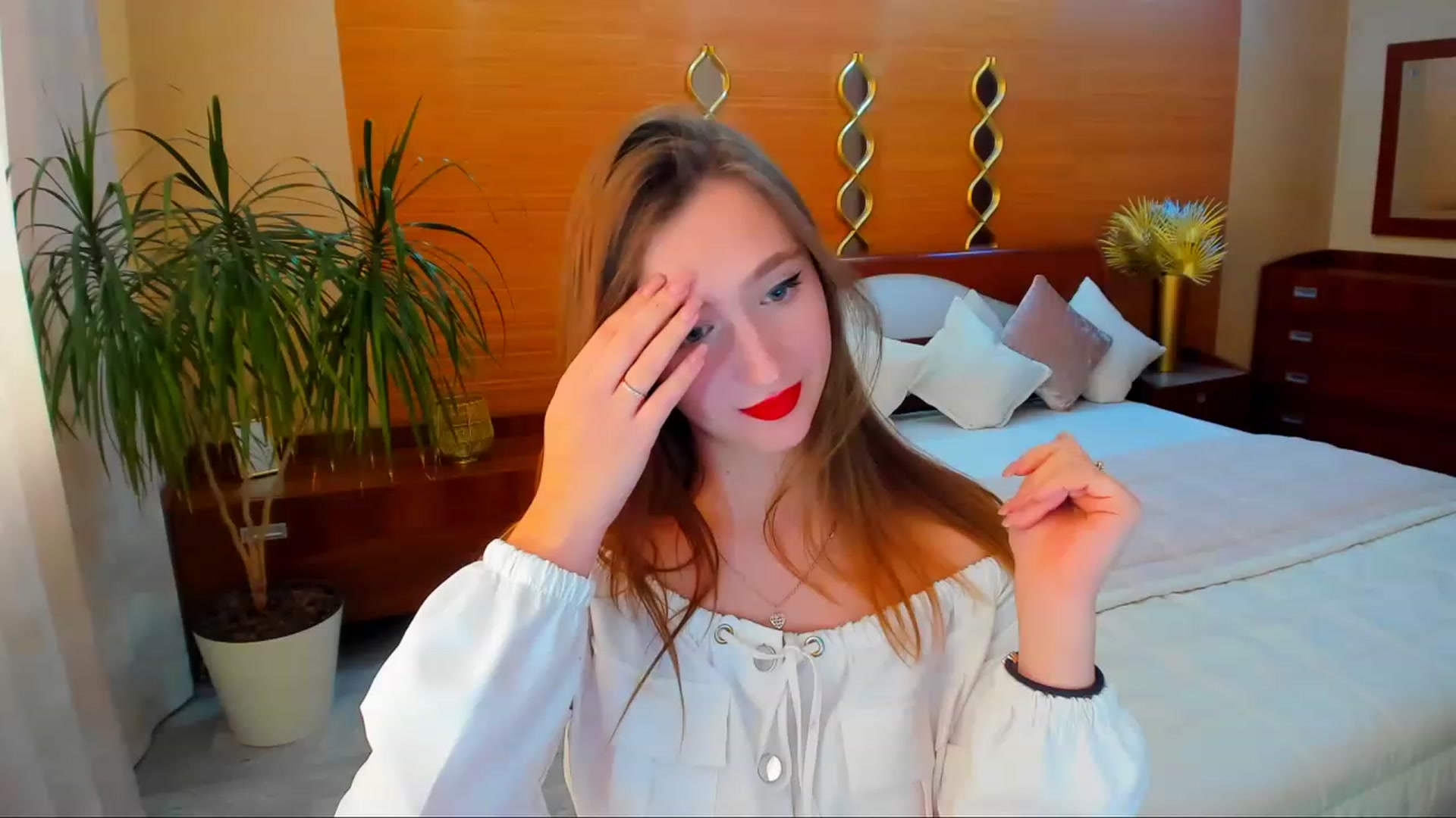 Gallery image thumbnail from WittyBunnyy's myfreecams stream on, 10/12/2023, 10:36 image 4 of 20