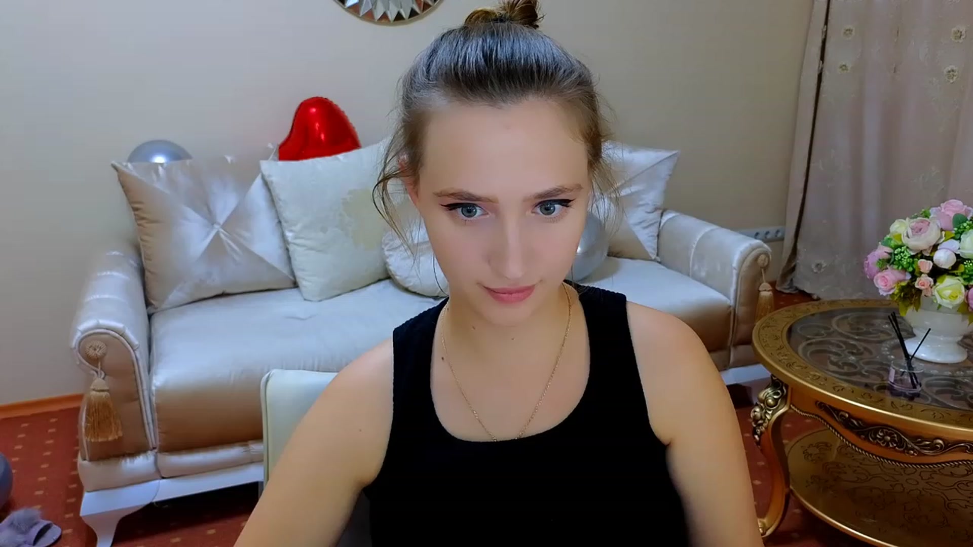Gallery image thumbnail from WittyBunnyy's myfreecams stream on, 10/18/2023, 14:07 image 12 of 20