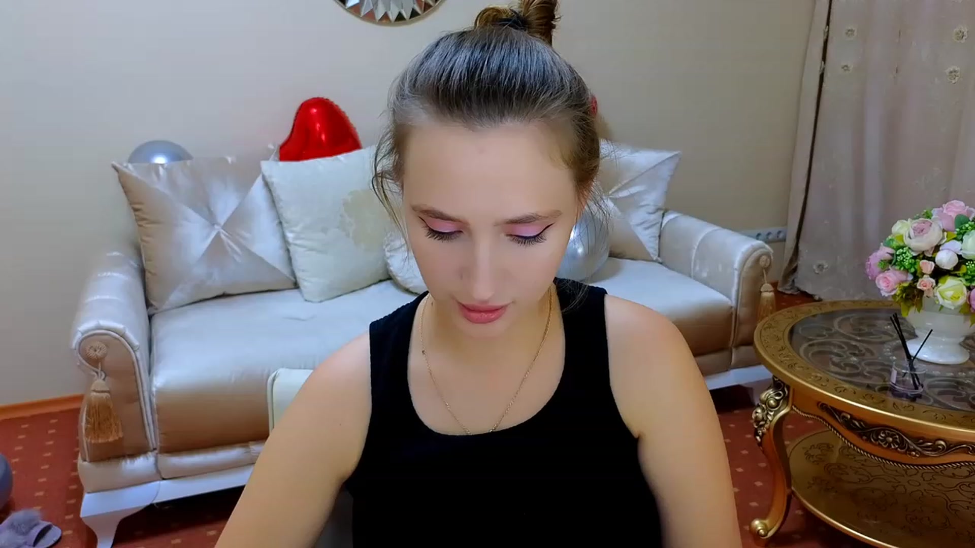 Gallery image thumbnail from WittyBunnyy's myfreecams stream on, 10/18/2023, 14:07 image 11 of 20