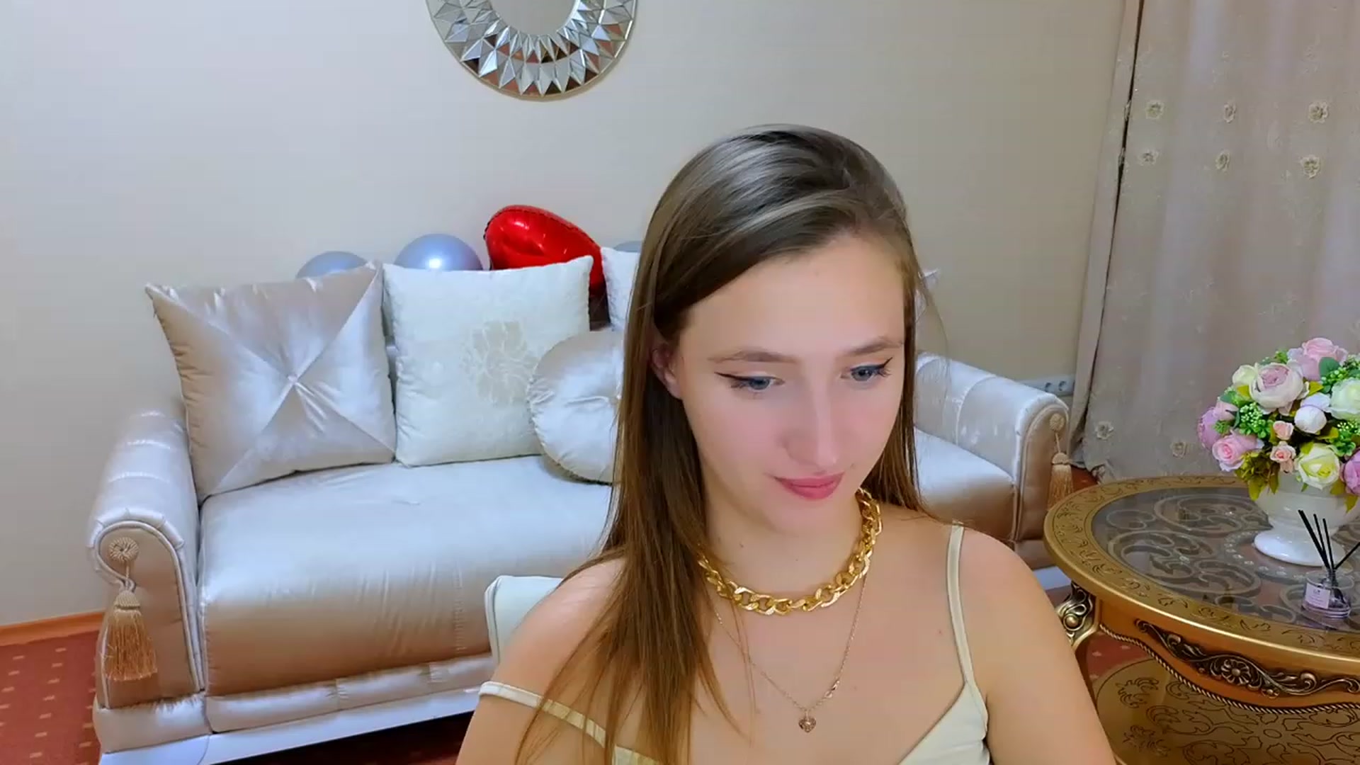 Gallery image thumbnail from WittyBunnyy's myfreecams stream on, 10/19/2023, 14:33 image 17 of 20