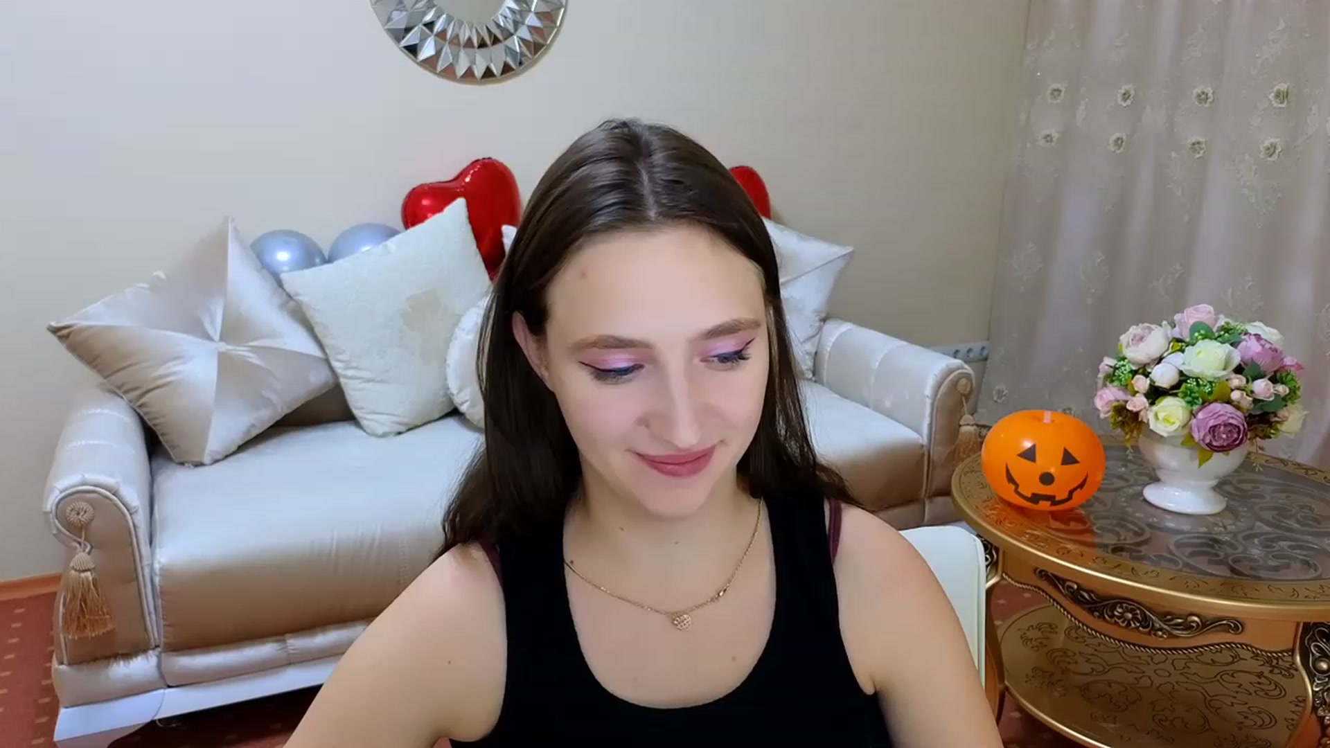 Gallery image thumbnail from WittyBunnyy's myfreecams stream on, 10/24/2023, 13:17 image 18 of 20