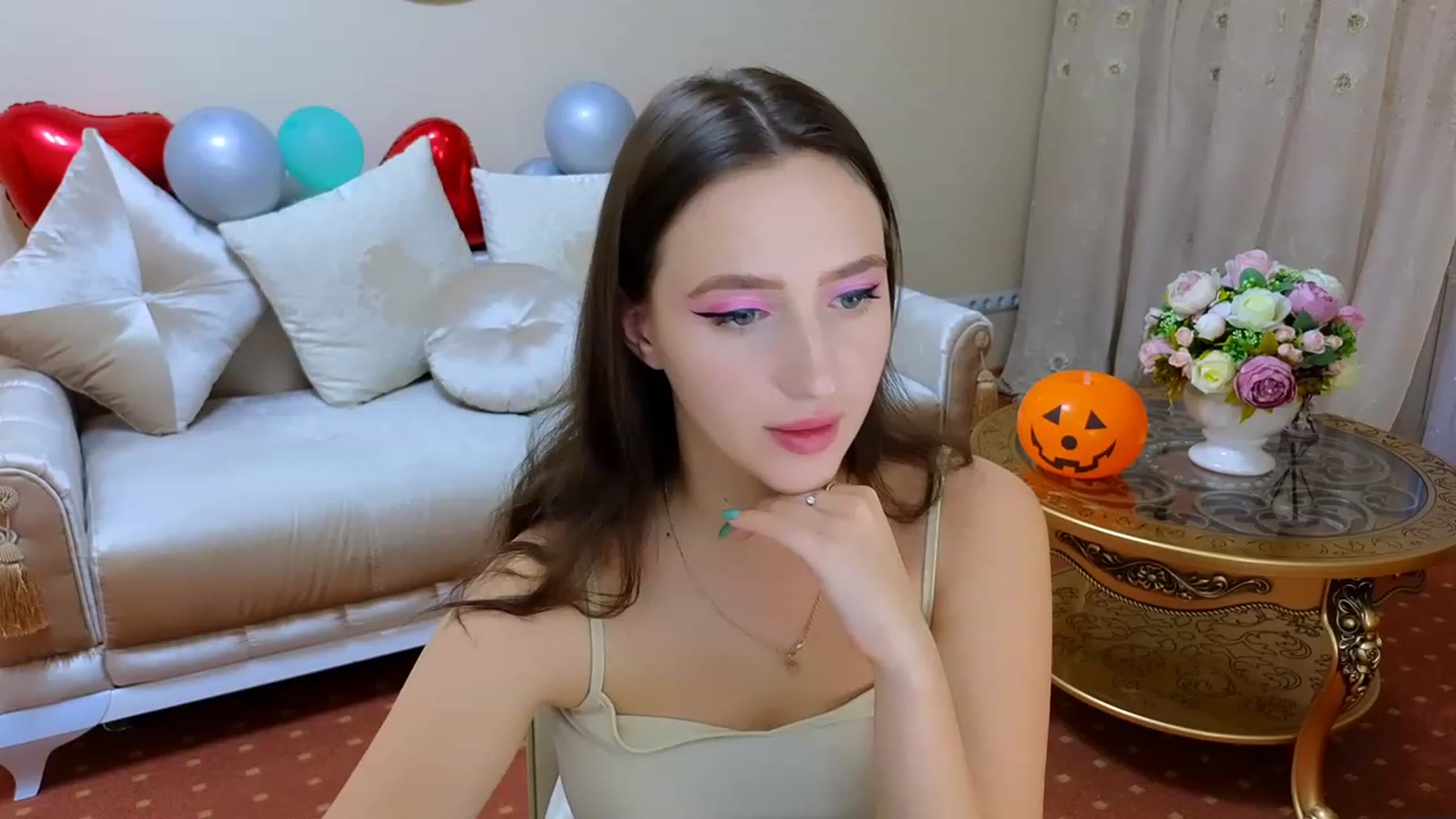 Gallery image thumbnail from WittyBunnyy's myfreecams stream on, 10/25/2023, 10:54 image 2 of 20