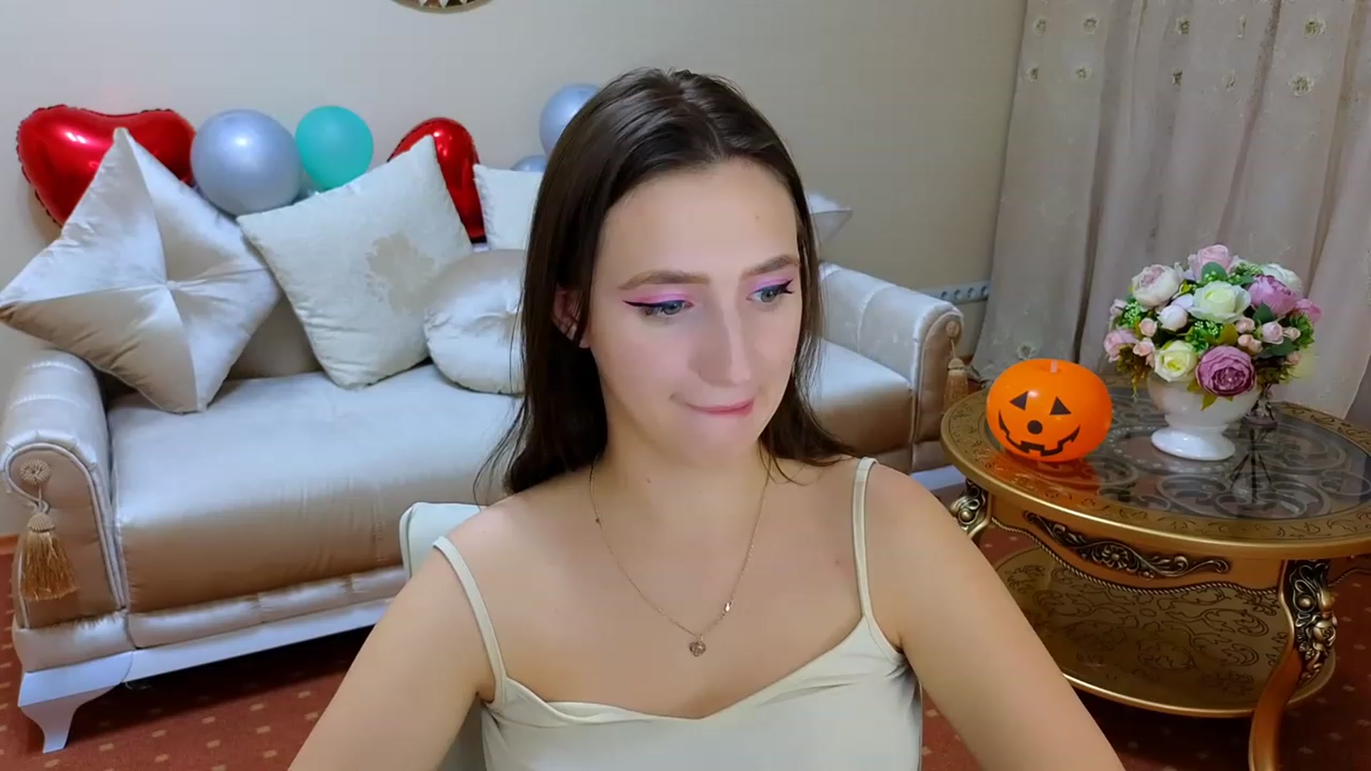 Gallery image thumbnail from WittyBunnyy's myfreecams stream on, 10/25/2023, 12:07 image 19 of 20