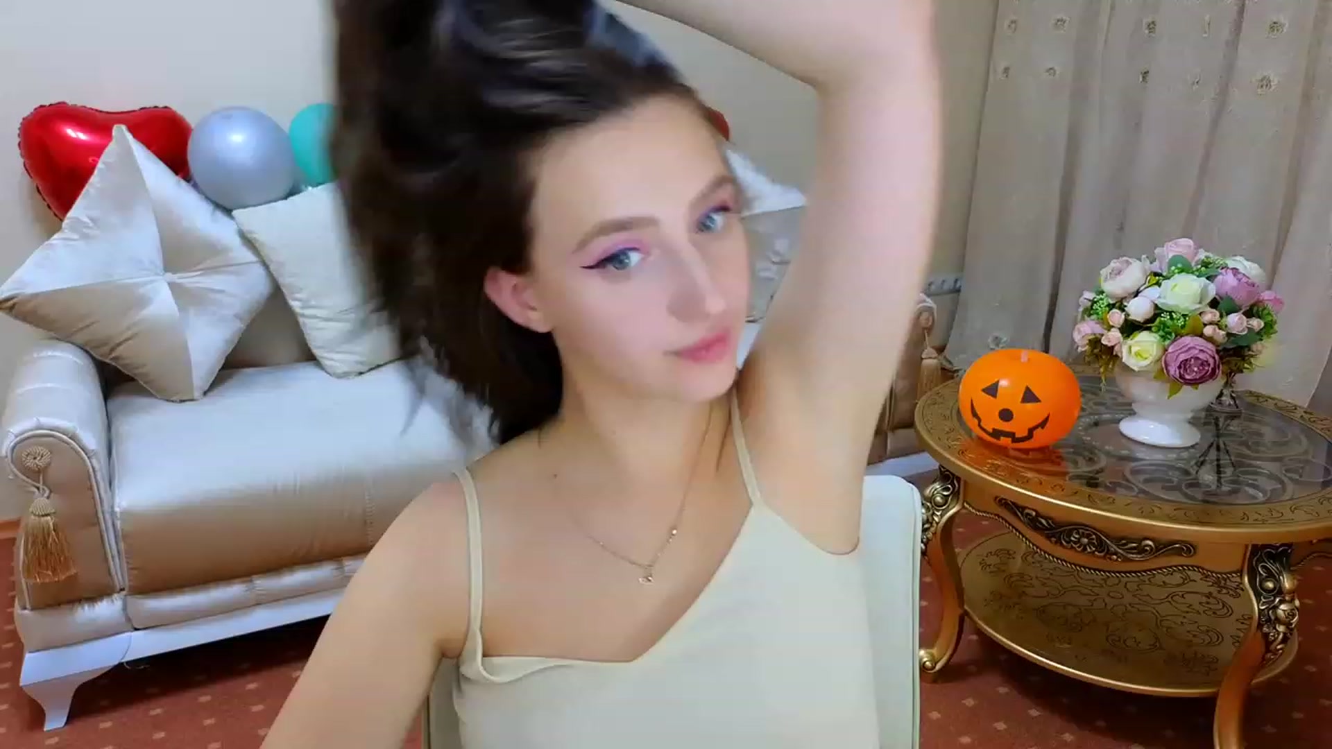 Gallery image thumbnail from WittyBunnyy's myfreecams stream on, 10/25/2023, 12:07 image 13 of 20