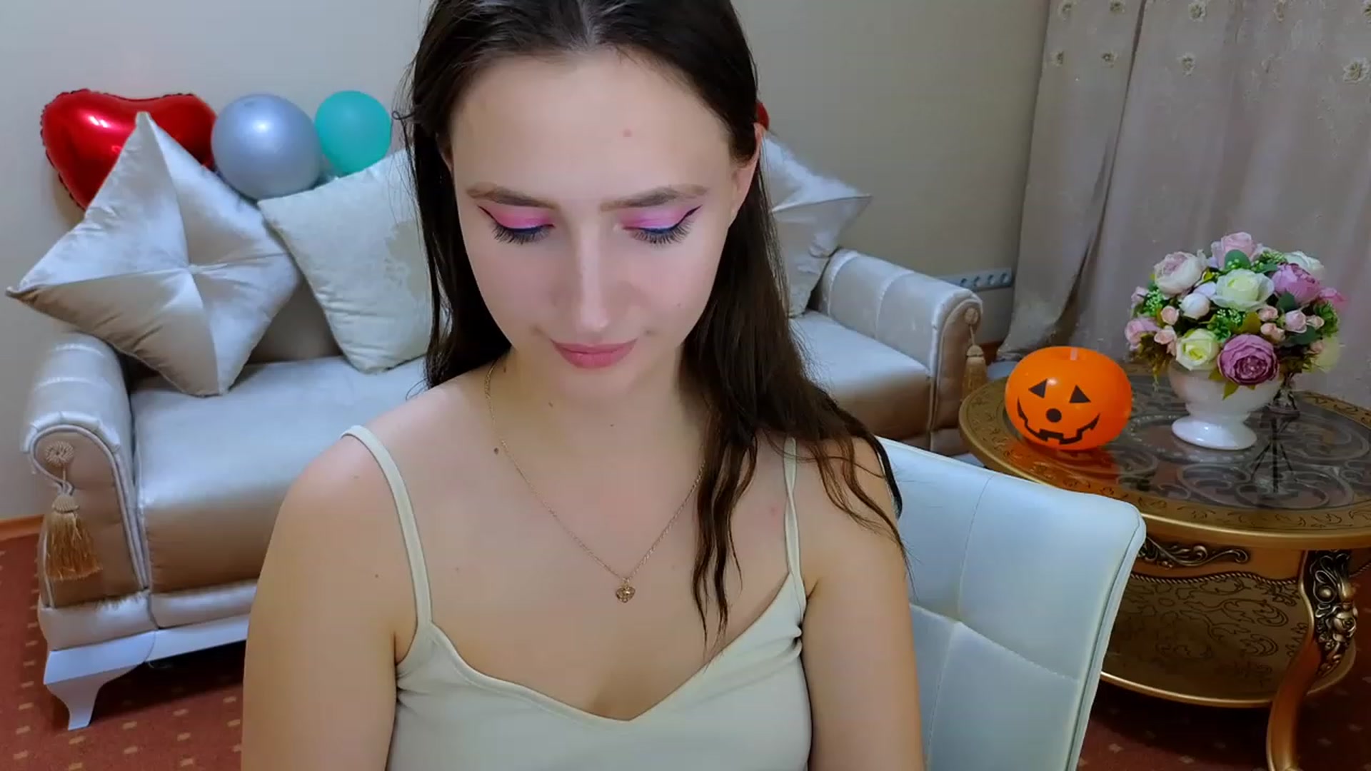 Gallery image thumbnail from WittyBunnyy's myfreecams stream on, 10/25/2023, 14:59 image 15 of 20