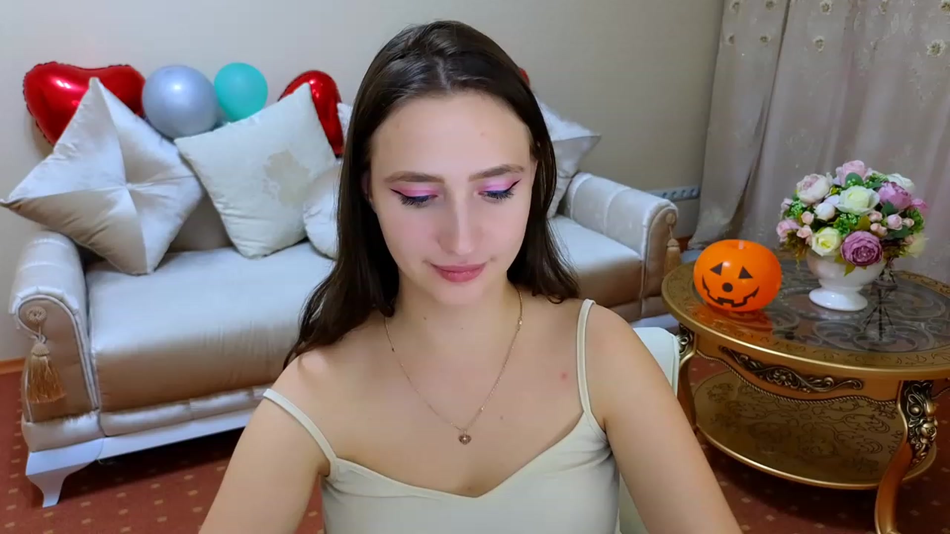 Gallery image thumbnail from WittyBunnyy's myfreecams stream on, 10/25/2023, 14:59 image 8 of 20