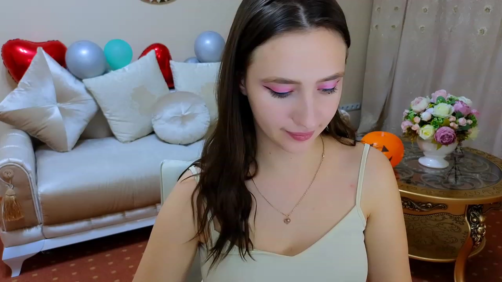 Gallery image thumbnail from WittyBunnyy's myfreecams stream on, 10/25/2023, 14:59 image 2 of 20