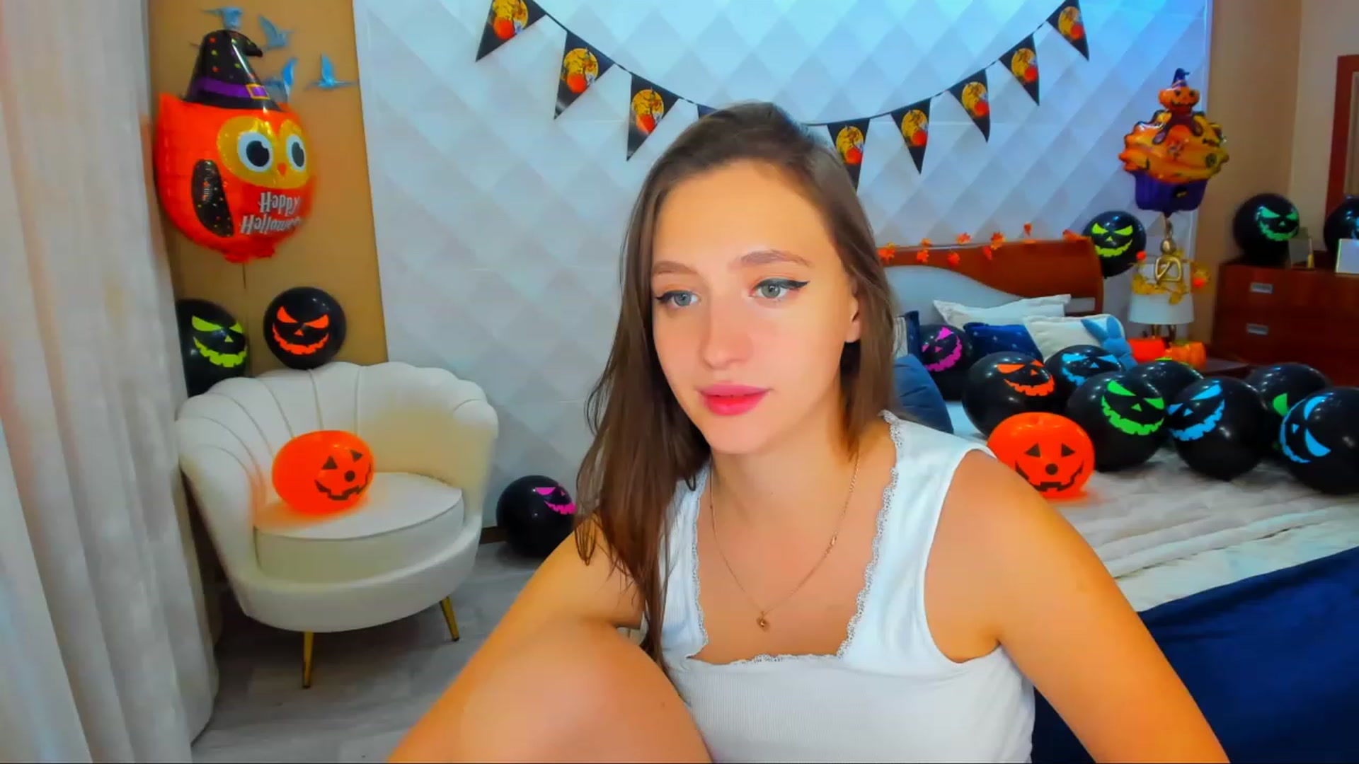 Gallery image thumbnail from WittyBunnyy's myfreecams stream on, 10/28/2023, 11:00 image 7 of 20