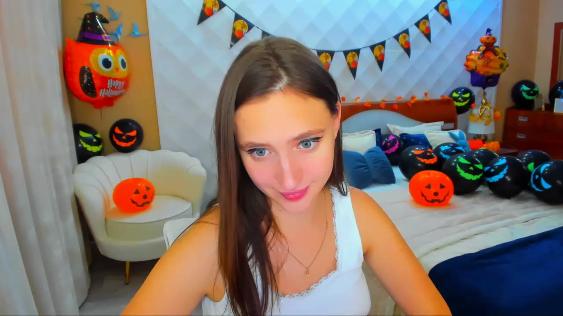 Gallery image thumbnail from WittyBunnyy's myfreecams stream on, 10/28/2023, 11:00 image 20 of 20