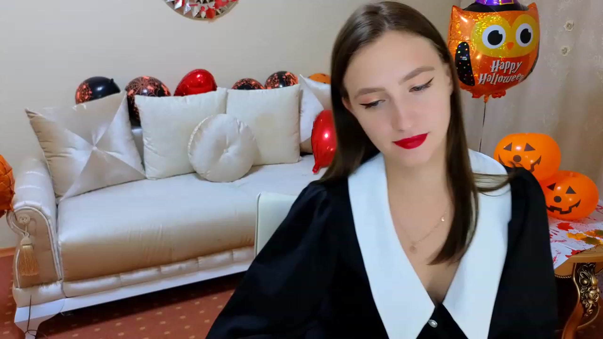 Gallery image thumbnail from WittyBunnyy's myfreecams stream on, 10/29/2023, 12:51 image 12 of 20