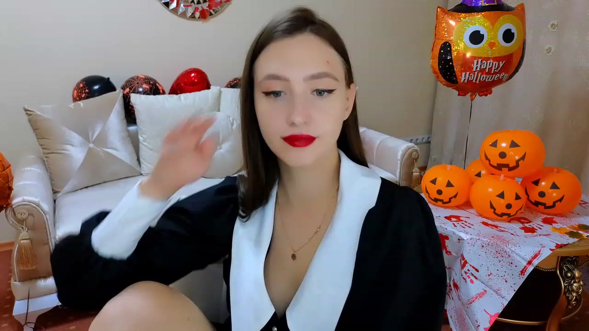 Gallery image thumbnail from WittyBunnyy's myfreecams stream on, 10/29/2023, 12:51 image 2 of 20