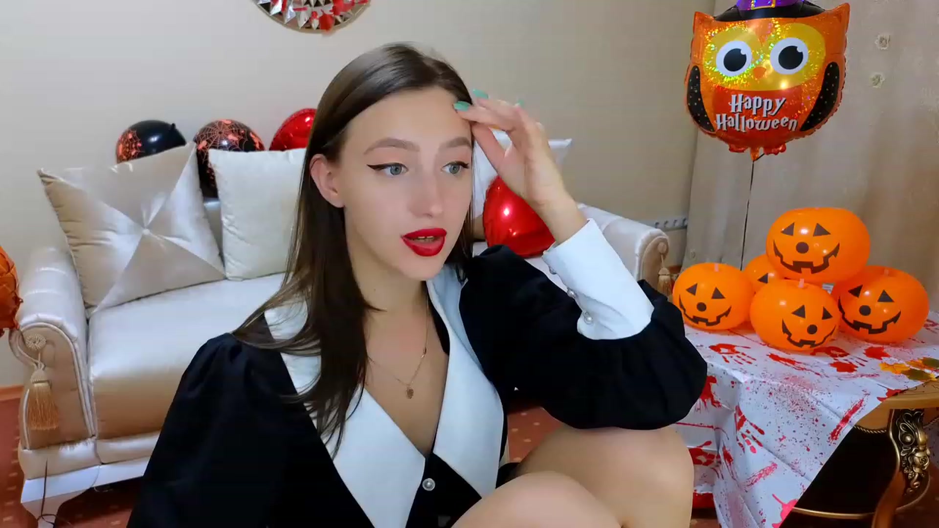 Gallery image thumbnail from WittyBunnyy's myfreecams stream on, 10/29/2023, 12:51 image 7 of 20