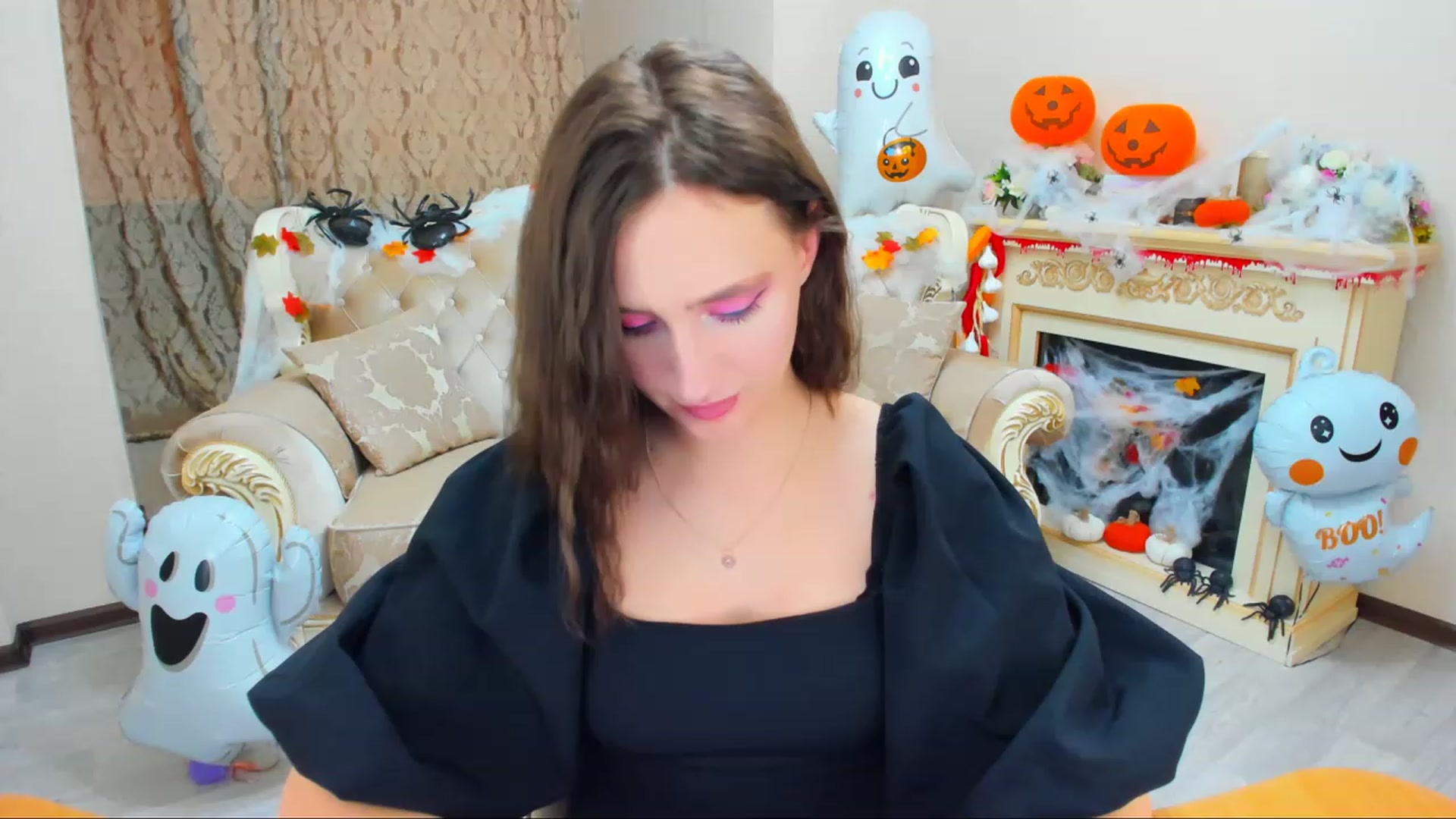 Gallery image thumbnail from WittyBunnyy's myfreecams stream on, 10/31/2023, 10:10 image 1 of 20