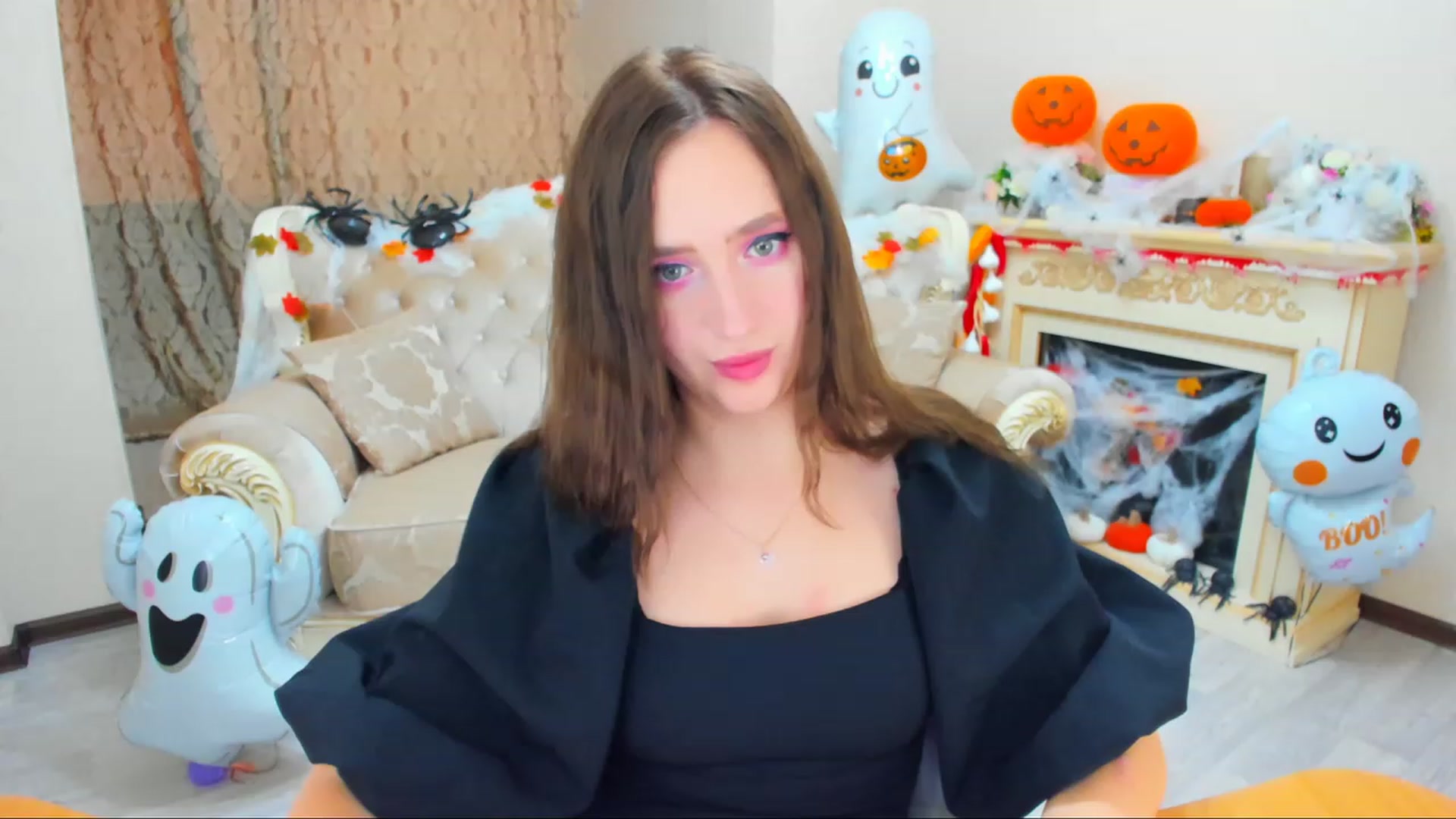 Gallery image thumbnail from WittyBunnyy's myfreecams stream on, 10/31/2023, 10:10 image 15 of 20