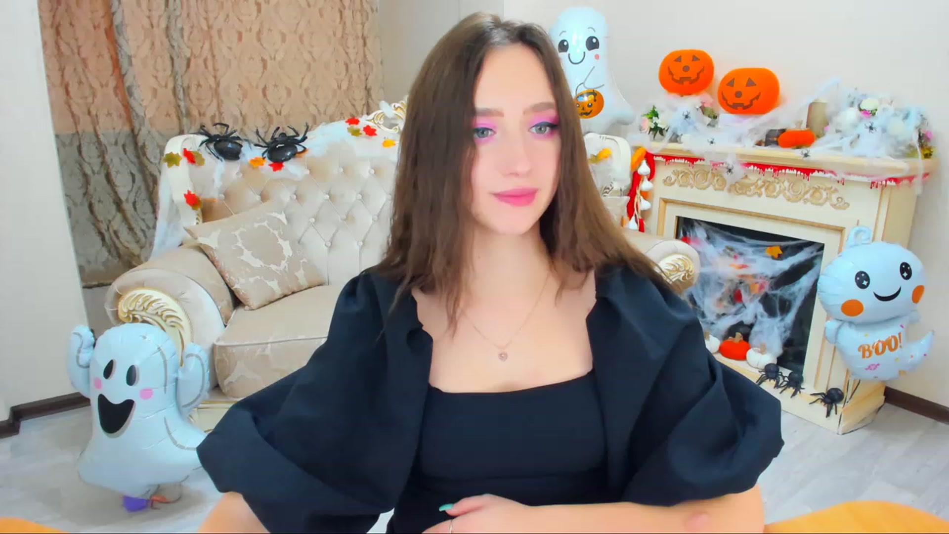 Gallery image thumbnail from WittyBunnyy's myfreecams stream on, 10/31/2023, 10:48 image 3 of 20