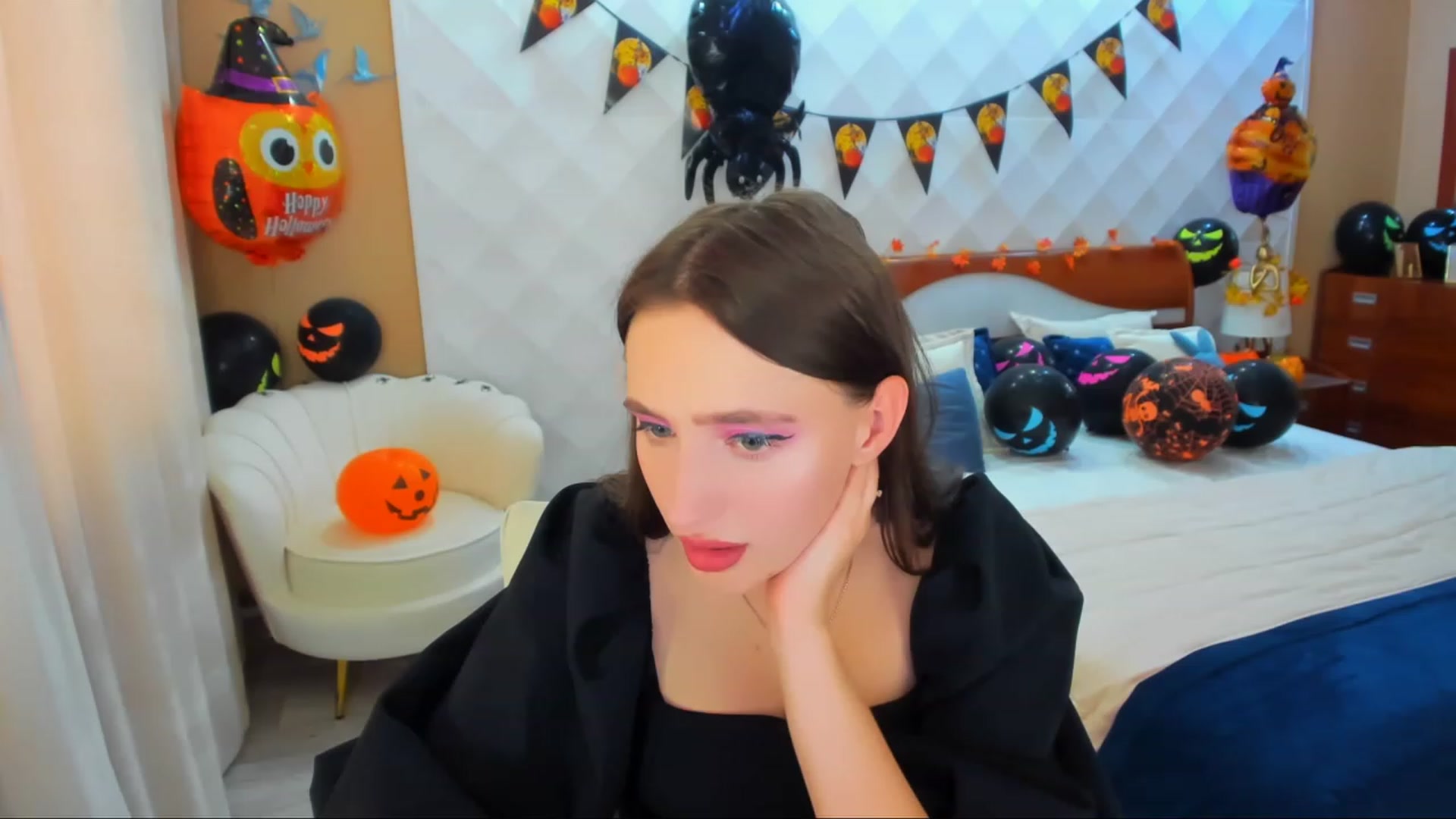 Gallery image thumbnail from WittyBunnyy's myfreecams stream on, 11/02/2023, 10:00 image 1 of 20
