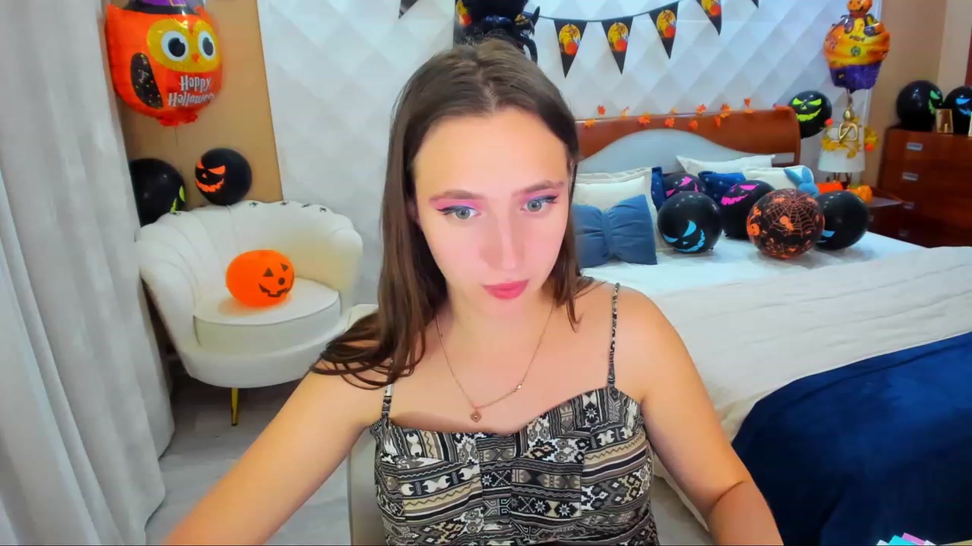 Gallery image thumbnail from WittyBunnyy's myfreecams stream on, 11/02/2023, 14:45 image 15 of 20