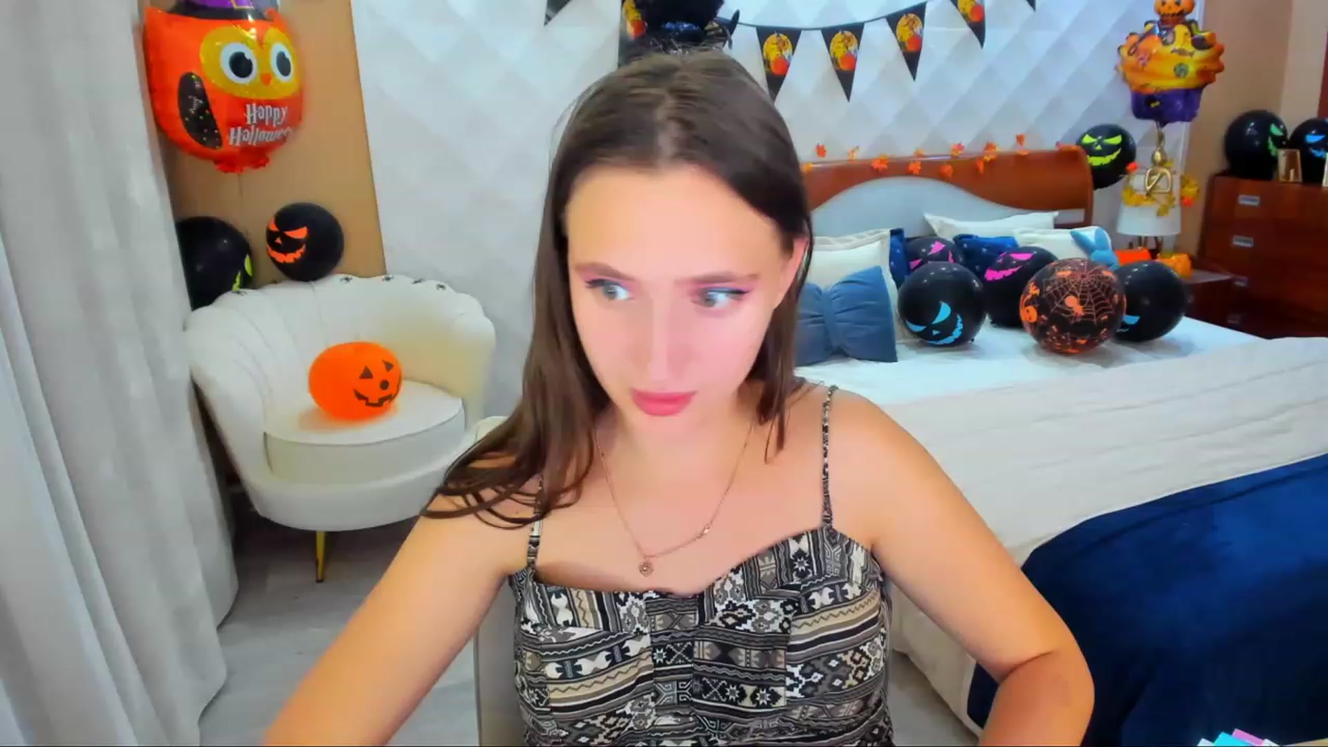 Gallery image thumbnail from WittyBunnyy's myfreecams stream on, 11/02/2023, 14:45 image 16 of 20