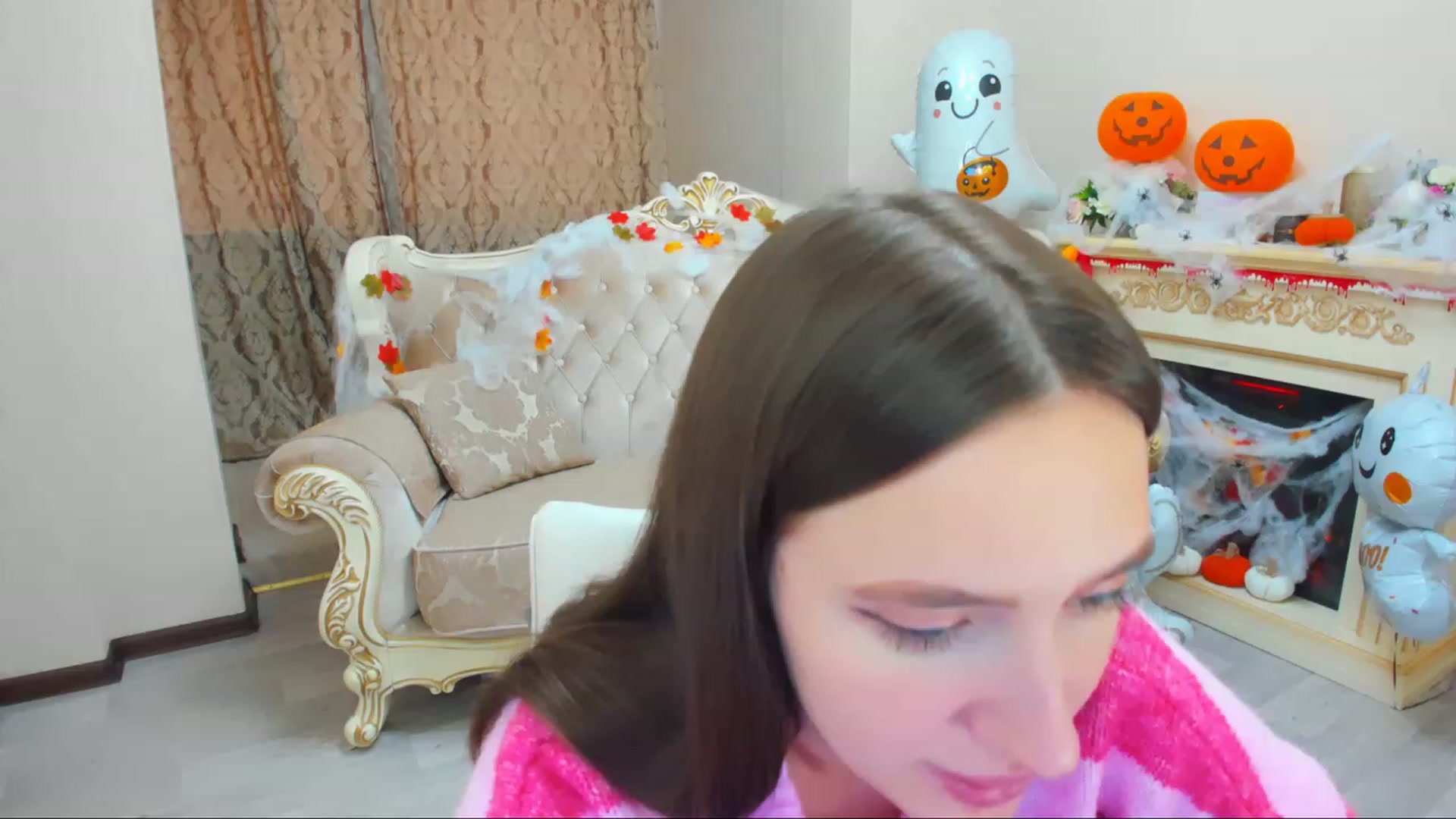 Gallery image thumbnail from WittyBunnyy's myfreecams stream on, 11/03/2023, 10:02 image 12 of 20