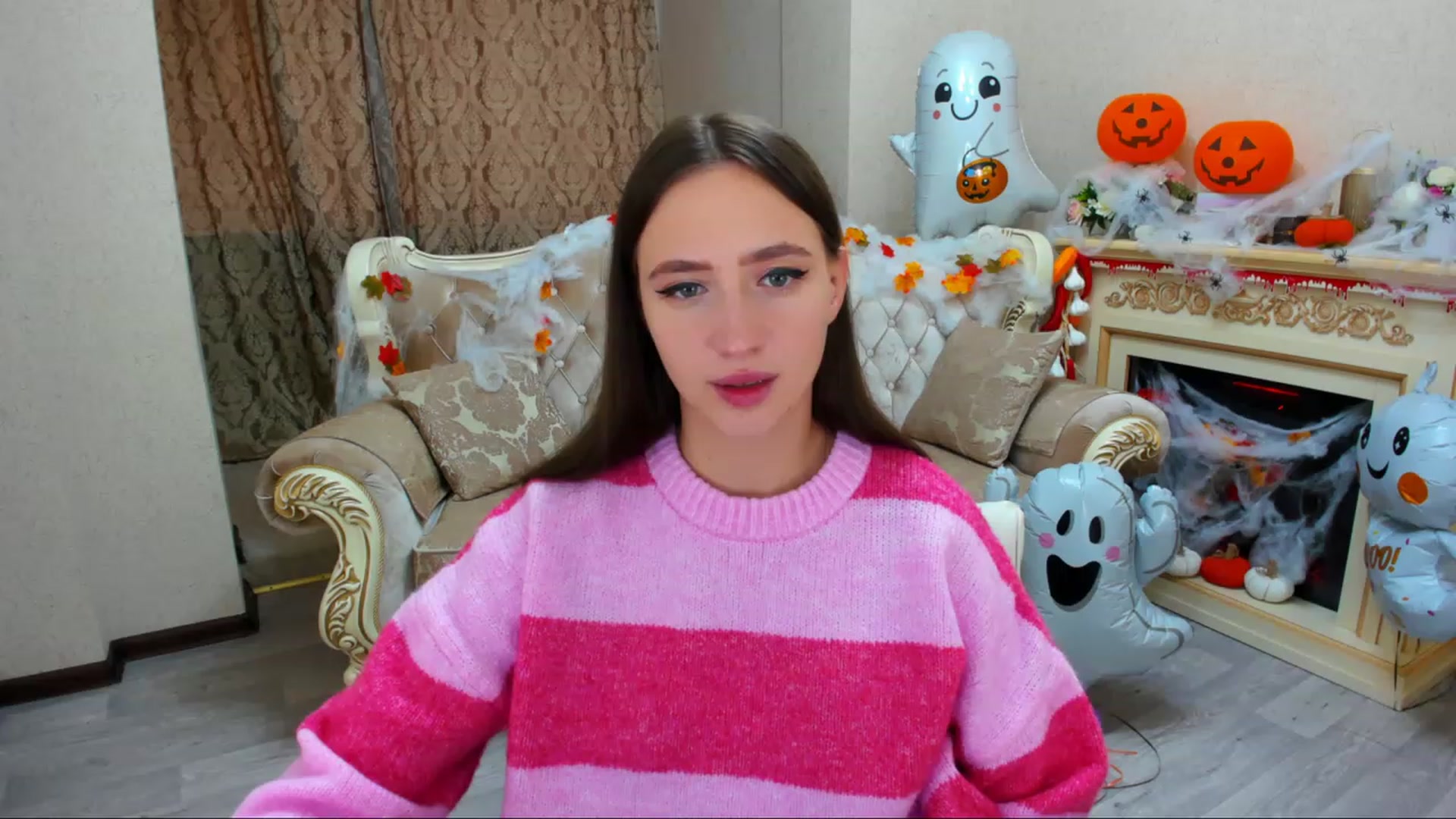 Gallery image thumbnail from WittyBunnyy's myfreecams stream on, 11/03/2023, 10:02 image 1 of 20