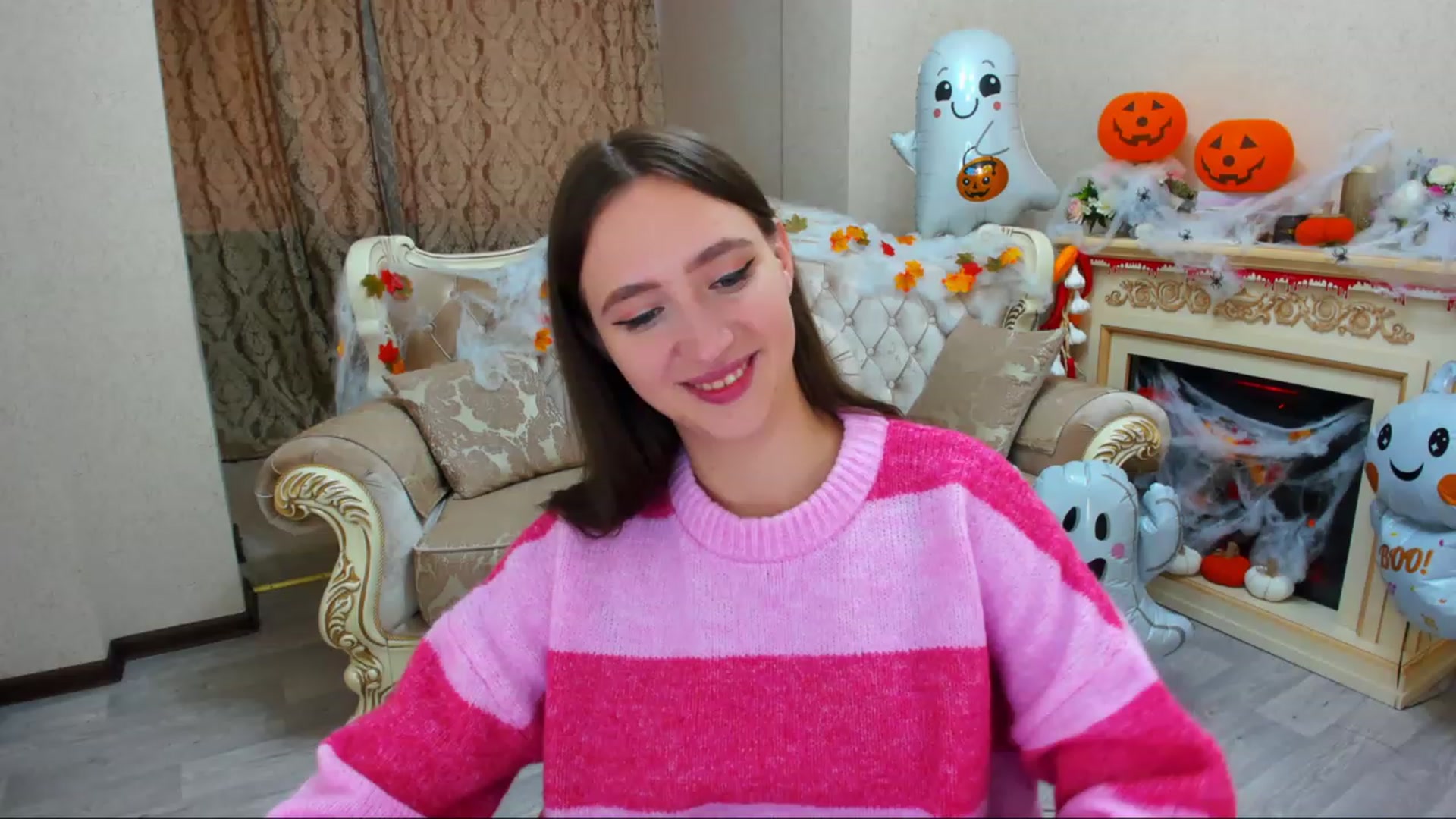 Gallery image thumbnail from WittyBunnyy's myfreecams stream on, 11/03/2023, 10:02 image 5 of 20