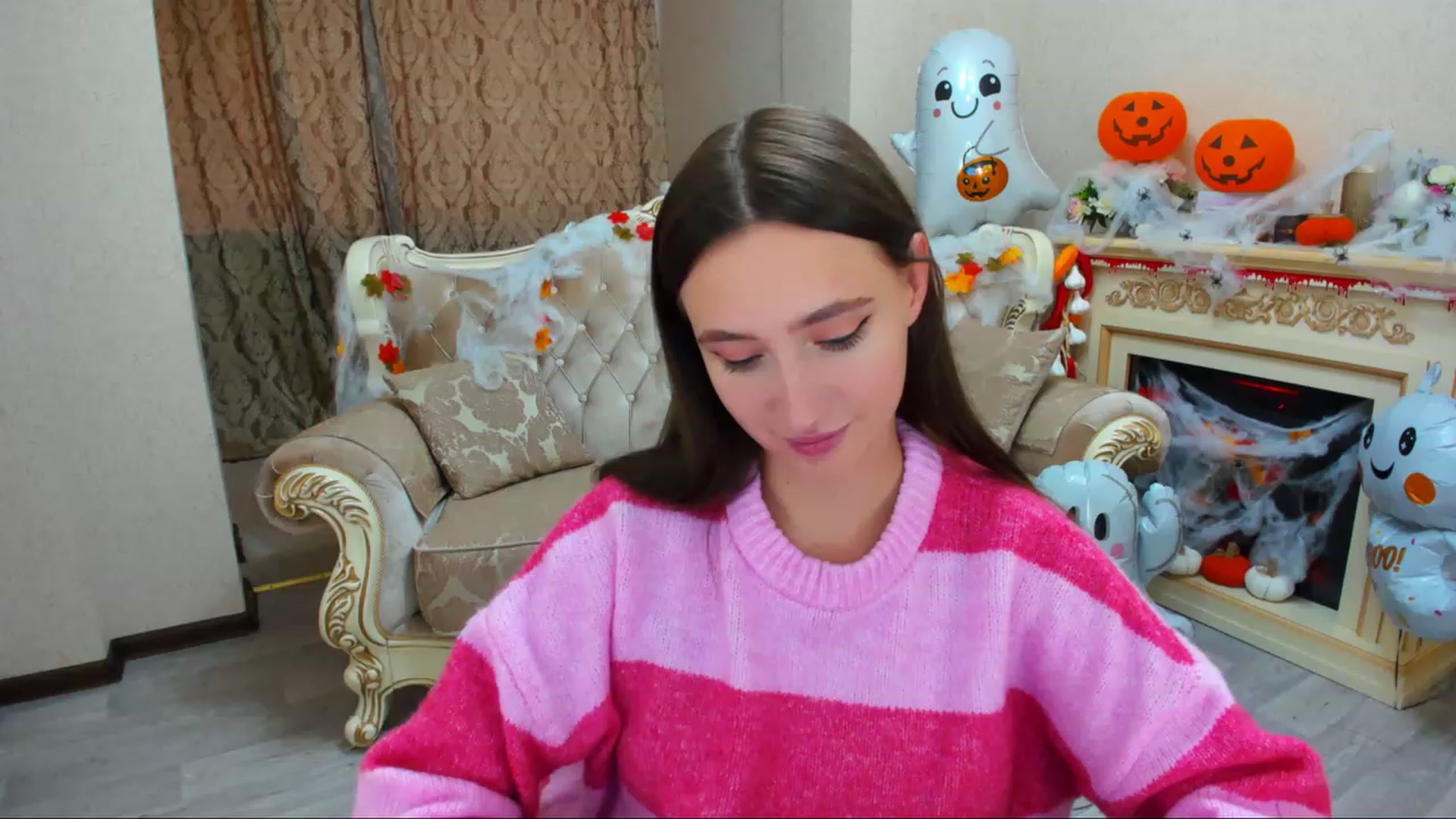 Gallery image thumbnail from WittyBunnyy's myfreecams stream on, 11/03/2023, 10:02 image 9 of 20