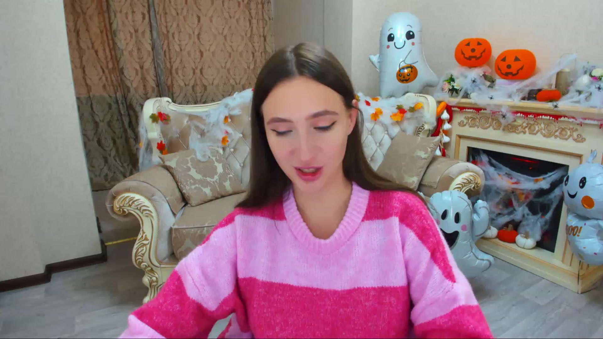 Gallery image thumbnail from WittyBunnyy's myfreecams stream on, 11/03/2023, 10:02 image 10 of 20