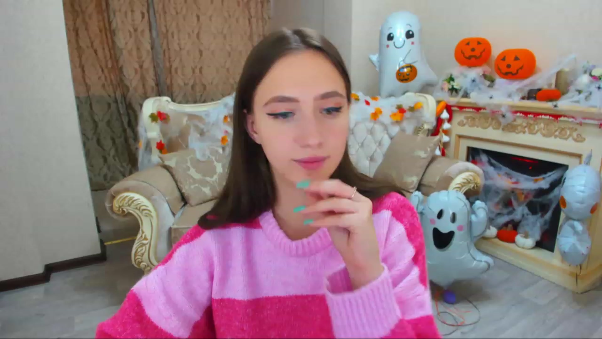 Gallery image thumbnail from WittyBunnyy's myfreecams stream on, 11/03/2023, 10:46 image 11 of 20