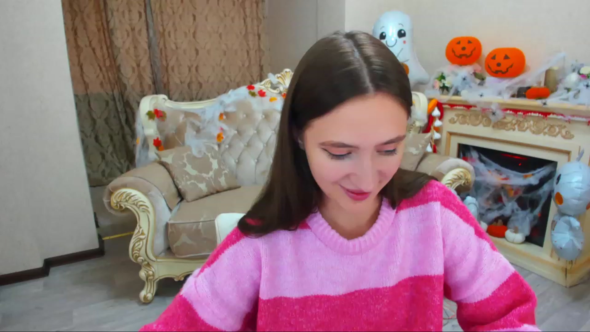 Gallery image thumbnail from WittyBunnyy's myfreecams stream on, 11/03/2023, 10:46 image 12 of 20
