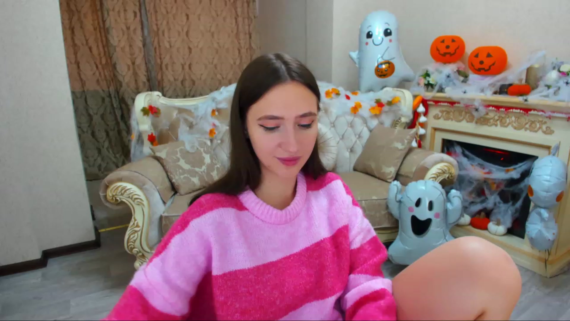 Gallery image thumbnail from WittyBunnyy's myfreecams stream on, 11/03/2023, 10:46 image 5 of 20