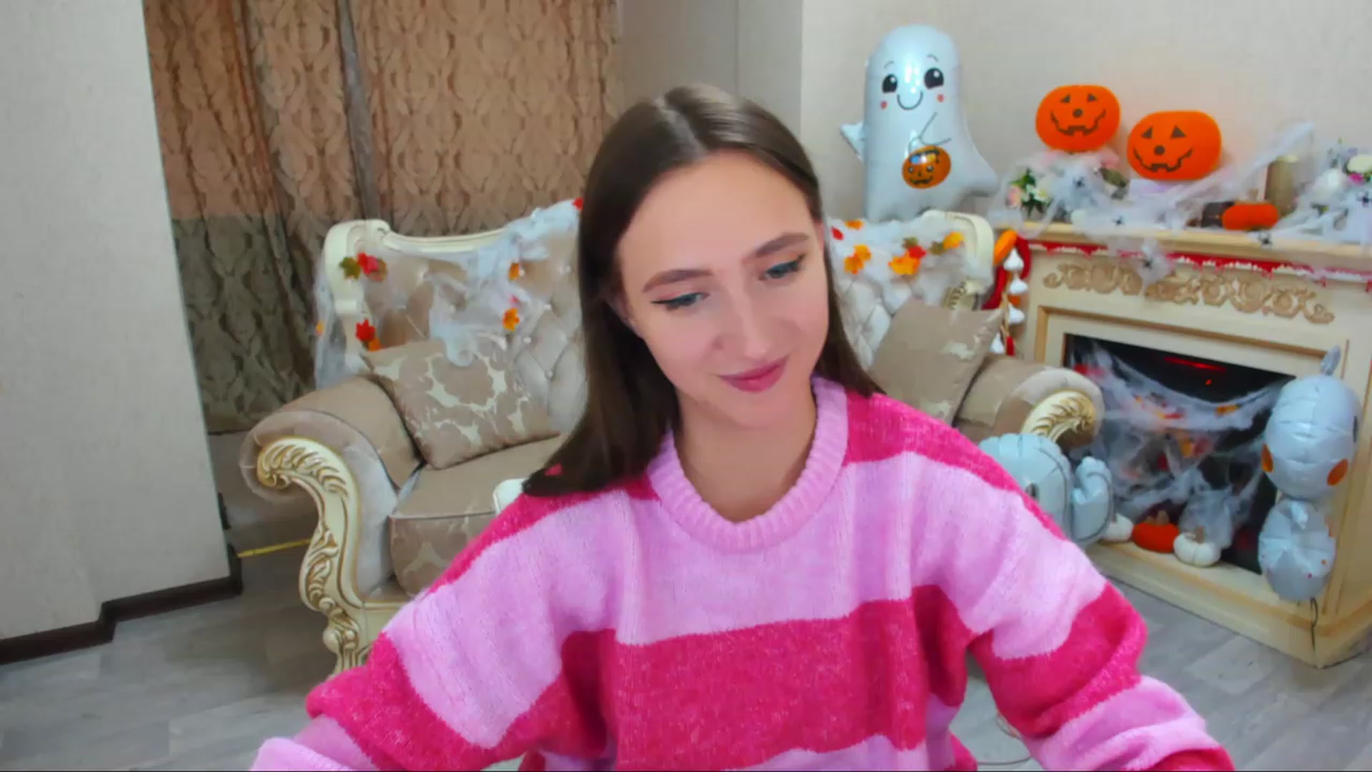 Gallery image thumbnail from WittyBunnyy's myfreecams stream on, 11/03/2023, 10:46 image 8 of 20