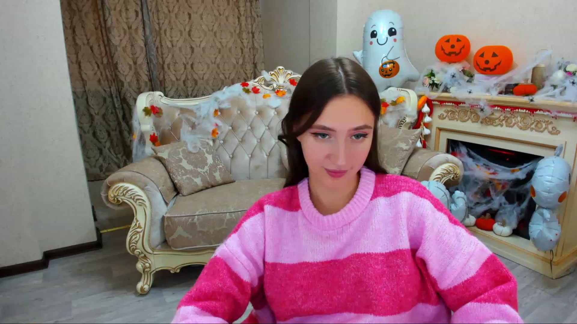 Gallery image thumbnail from WittyBunnyy's myfreecams stream on, 11/03/2023, 10:46 image 19 of 20