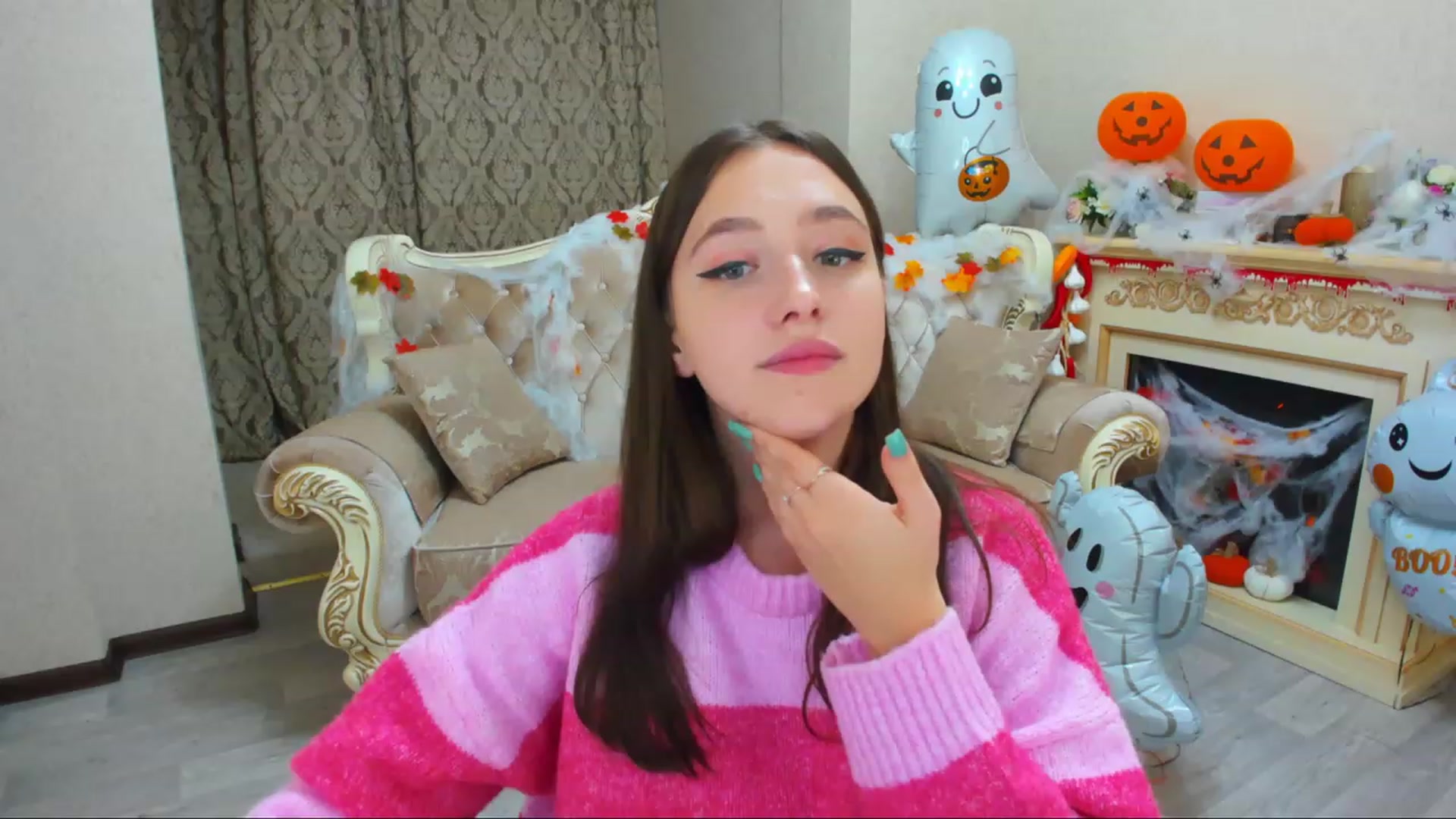 Gallery image thumbnail from WittyBunnyy's myfreecams stream on, 11/03/2023, 12:45 image 14 of 20