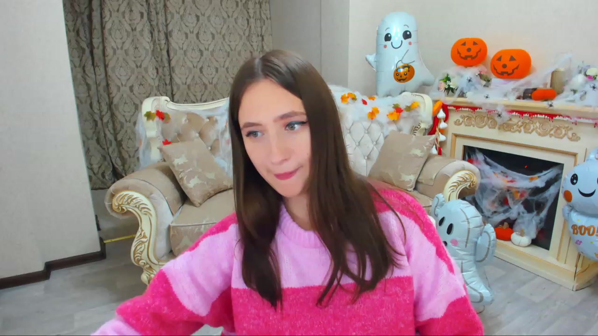 Gallery image thumbnail from WittyBunnyy's myfreecams stream on, 11/03/2023, 12:45 image 13 of 20