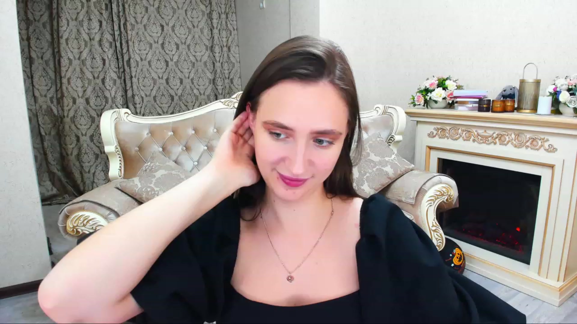 Gallery image thumbnail from WittyBunnyy's myfreecams stream on, 11/06/2023, 14:46 image 12 of 20