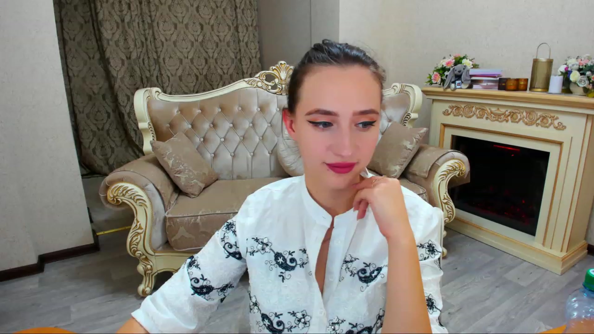 Gallery image thumbnail from WittyBunnyy's myfreecams stream on, 11/08/2023, 12:31 image 14 of 20