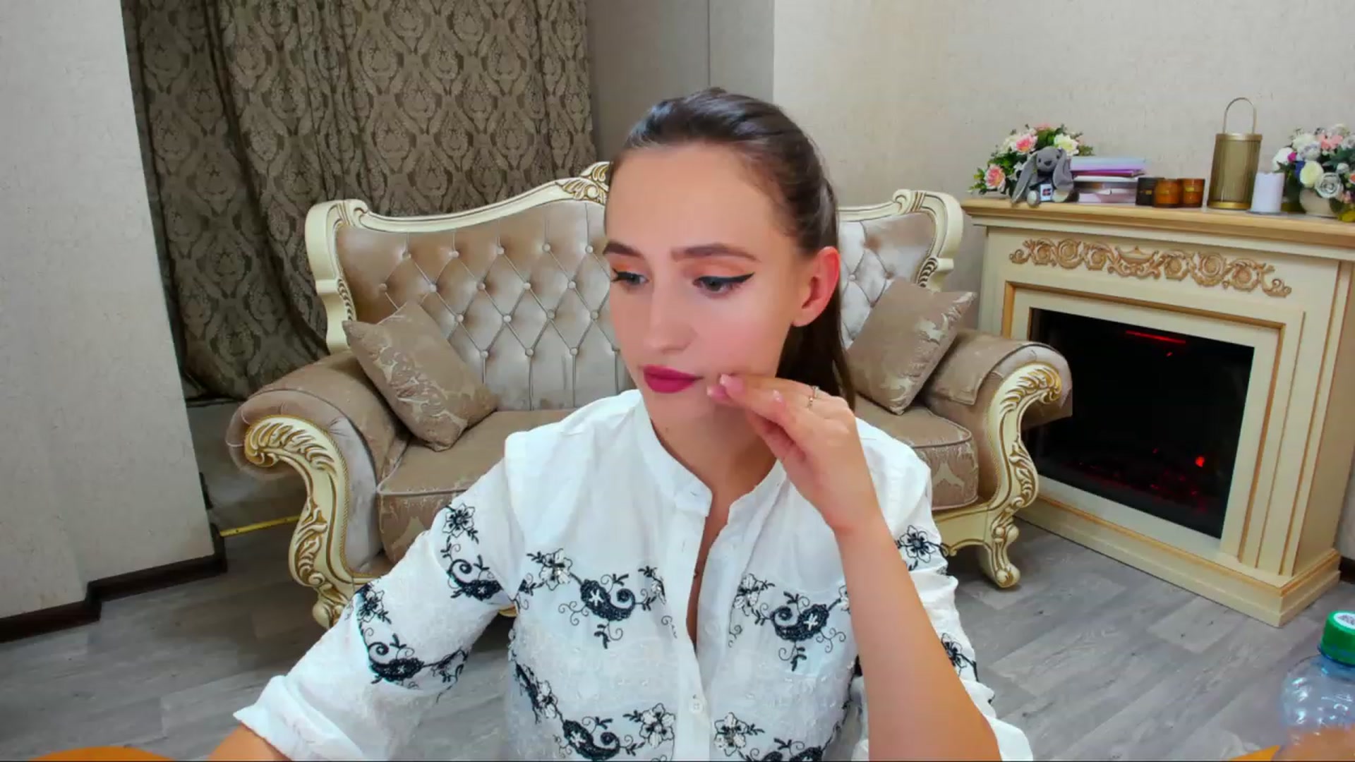 Gallery image thumbnail from WittyBunnyy's myfreecams stream on, 11/08/2023, 12:31 image 10 of 20