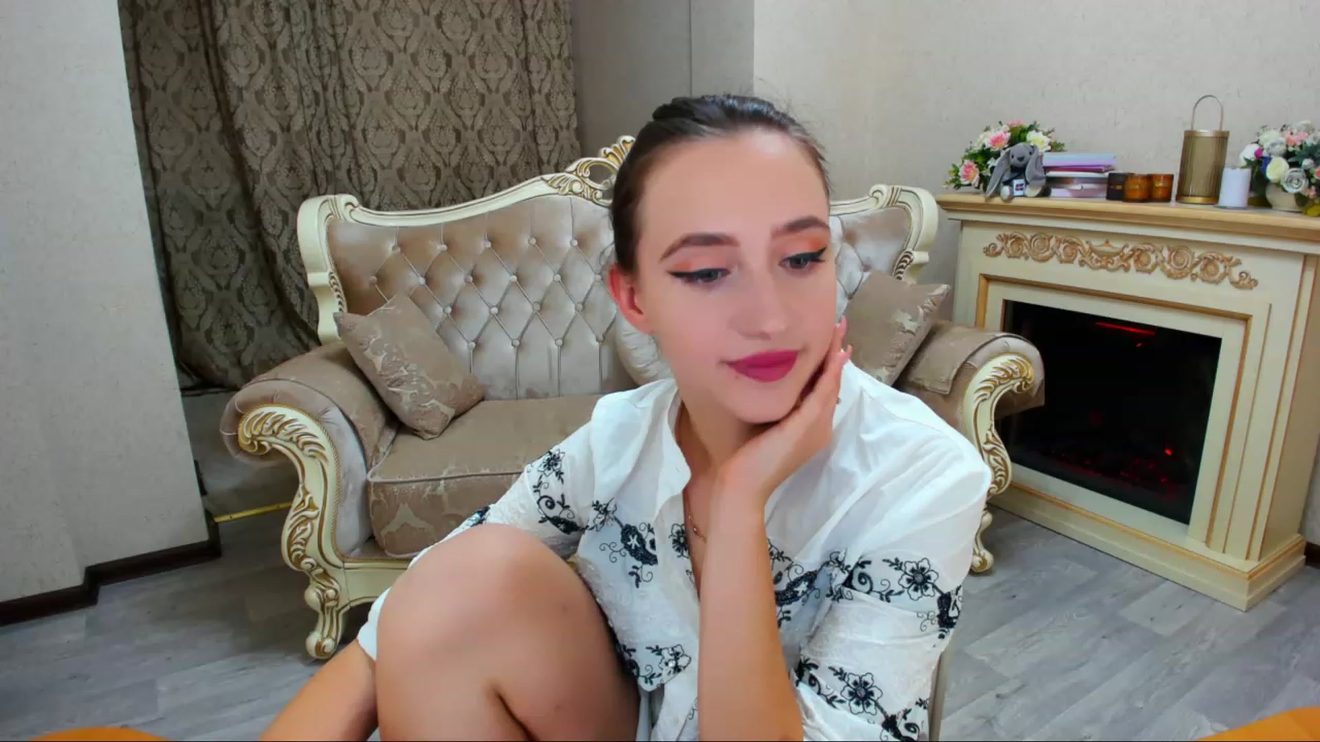 Gallery image thumbnail from WittyBunnyy's myfreecams stream on, 11/08/2023, 12:31 image 4 of 20